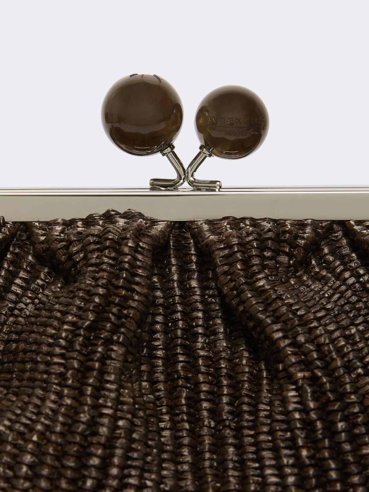 Pasticcino Bag medium effetto rafia - MARRONE SCURO<BR/> WKAFORTUNA 053 WEEKEND 