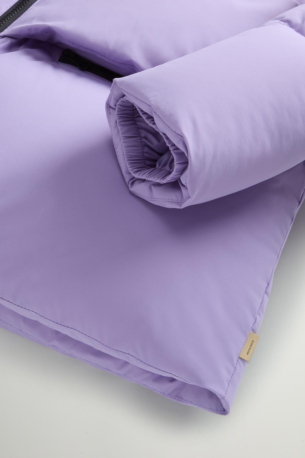 Piumino Cloud in nylon elasticizzato con finitura opaca<BR/> CFWWOU2036FRUT3107 31178 WOOLRICH 