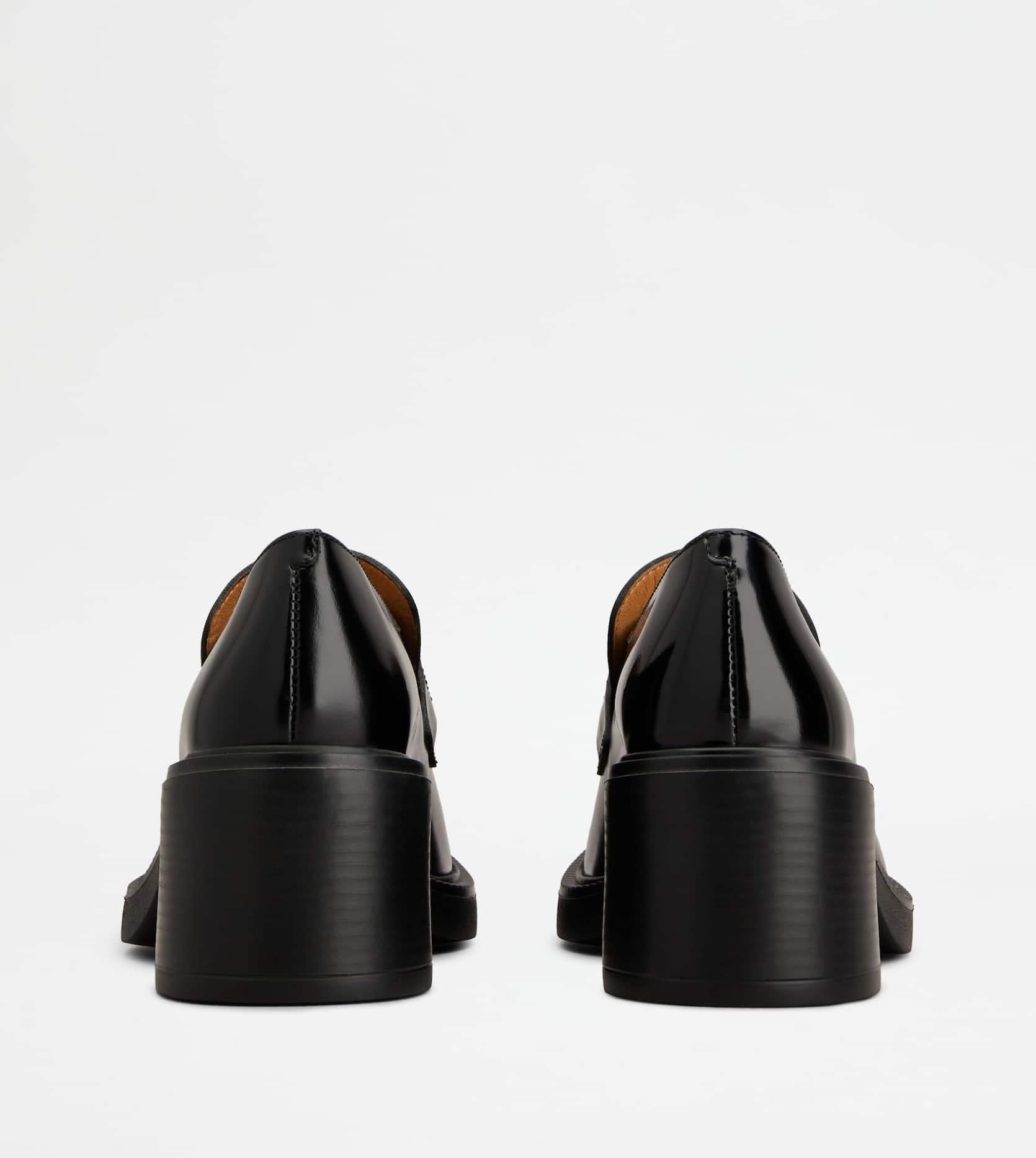 Mocassino in Pelle XXW73L0JK10SHA B999 TOD'S 