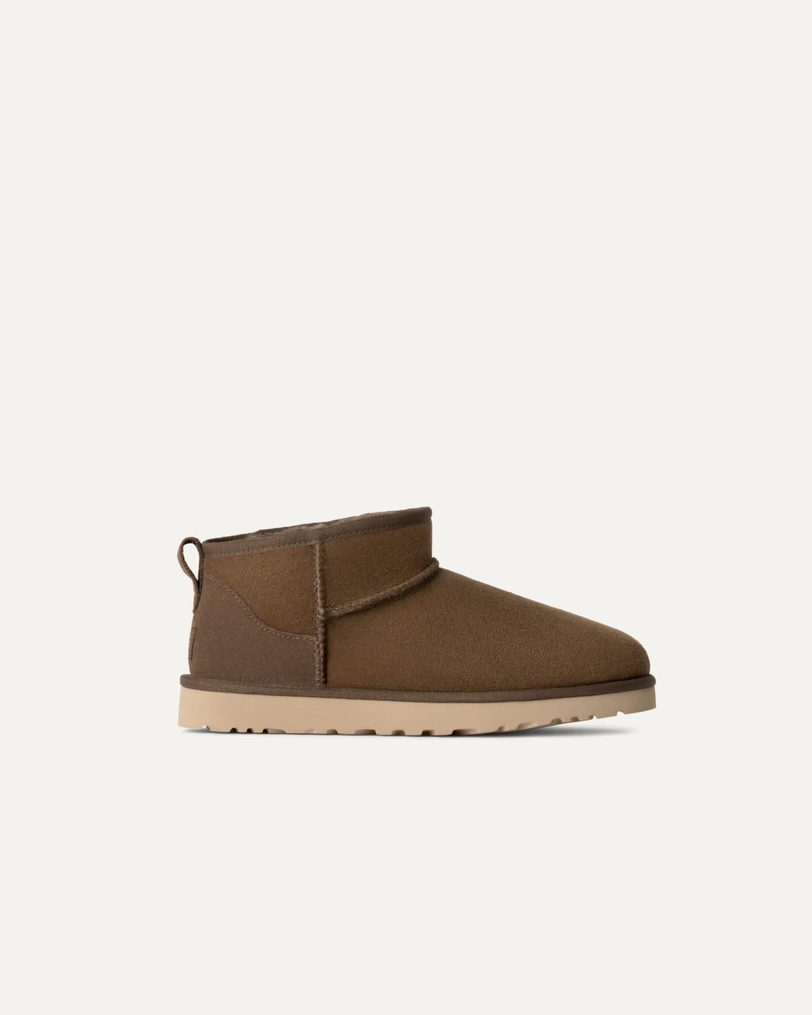 UGG 1137391HCK