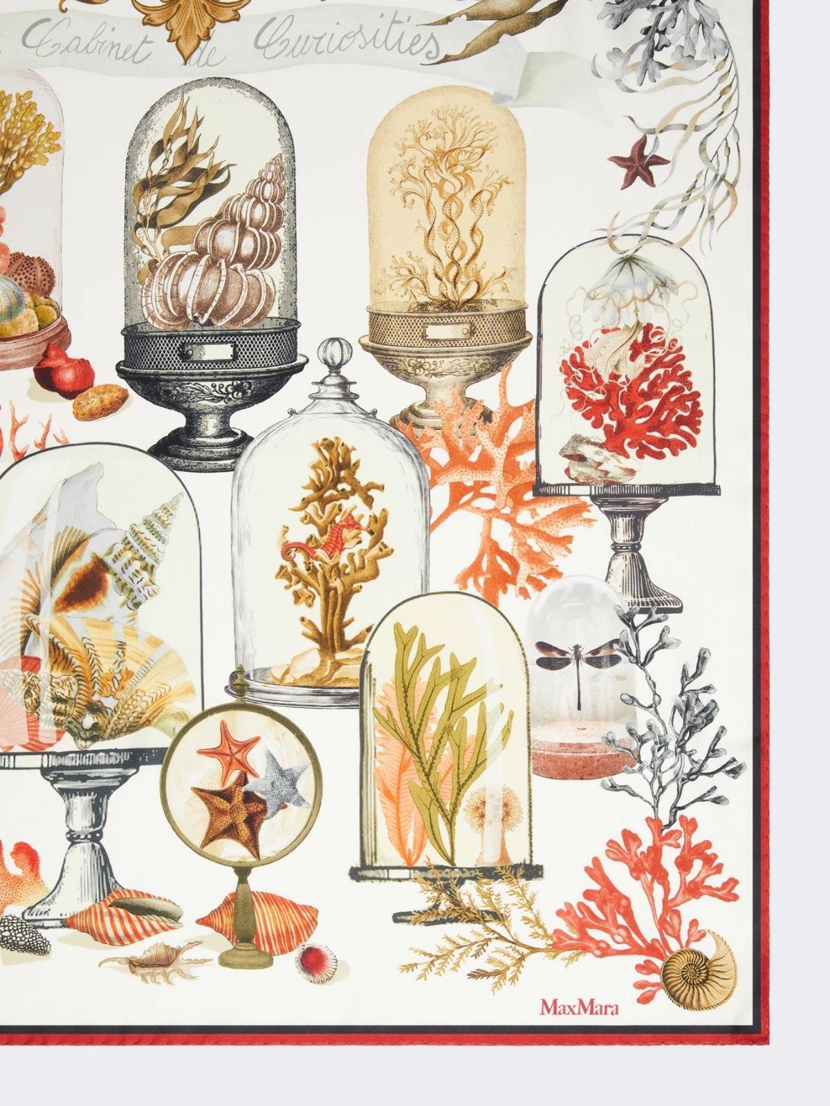 Maxi carré in twill di seta stampata - Beige<BR/> MXACARRE90W 001 MAX MARA ACCESSORI 