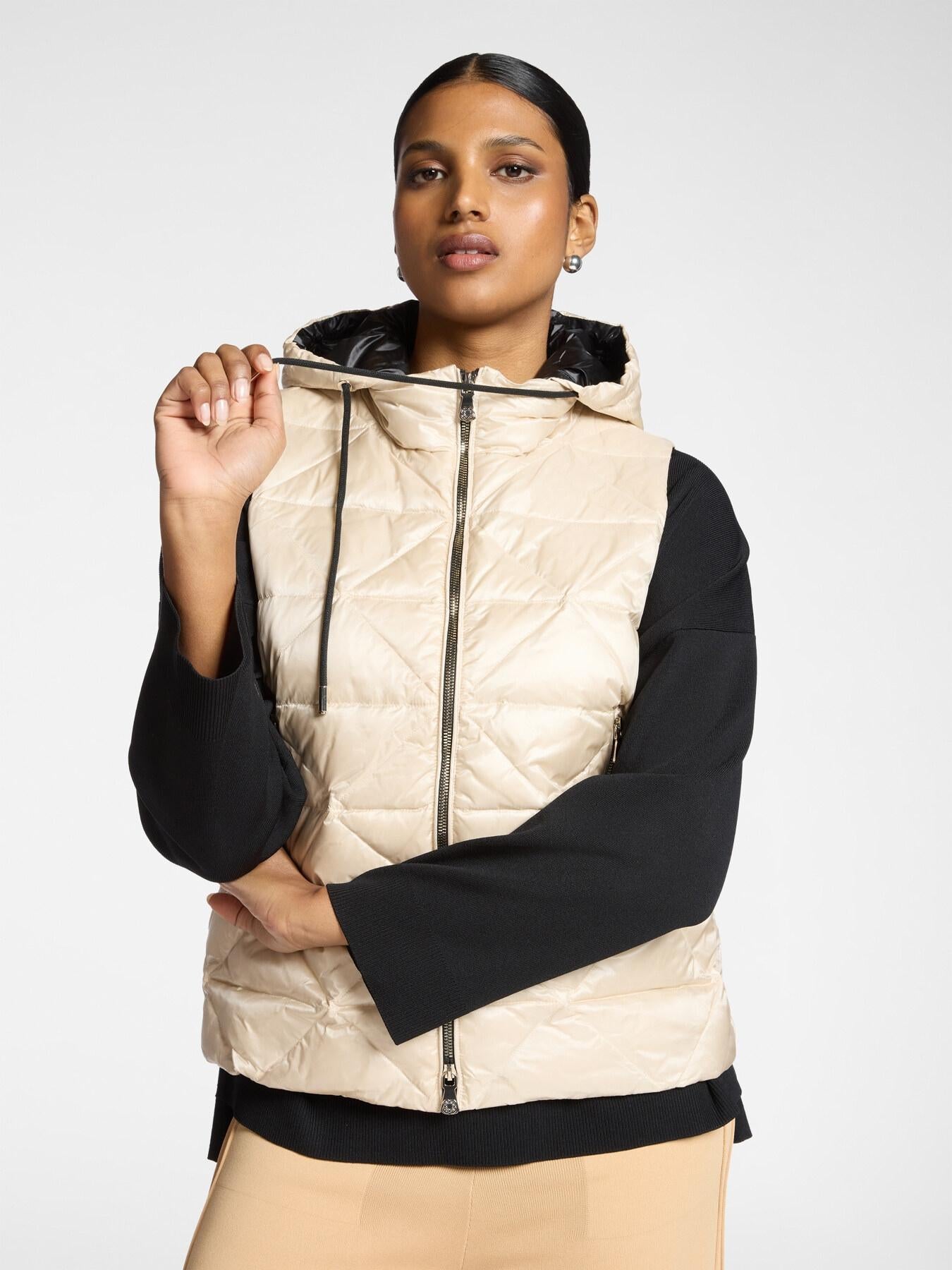 Piumino lightweight senza maniche<BR/> F806P000192N 02 ELENA MIRO 