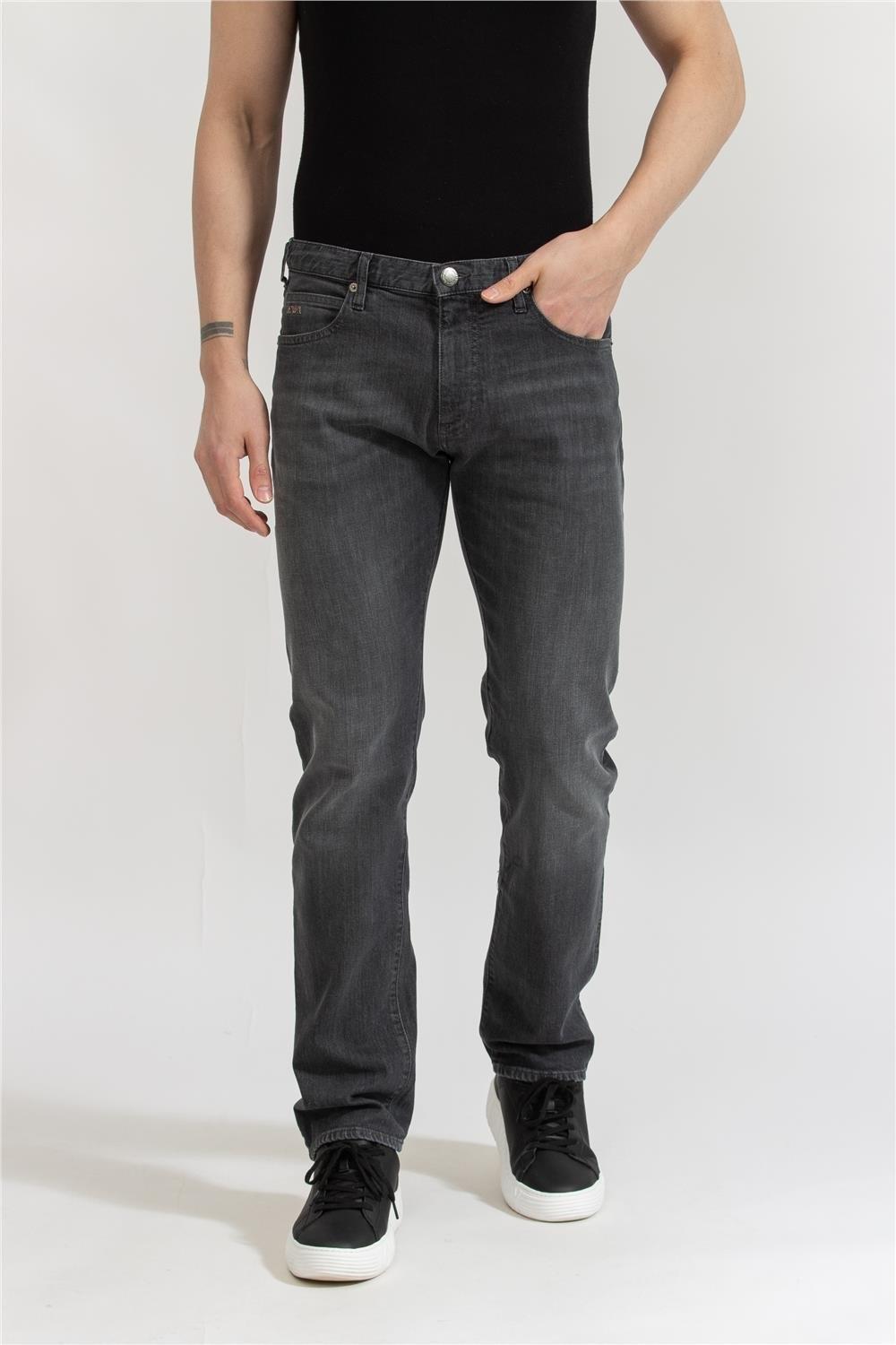 Jeans in cotone dal taglio slim EM001370AF14119 M8001 ARMANI 