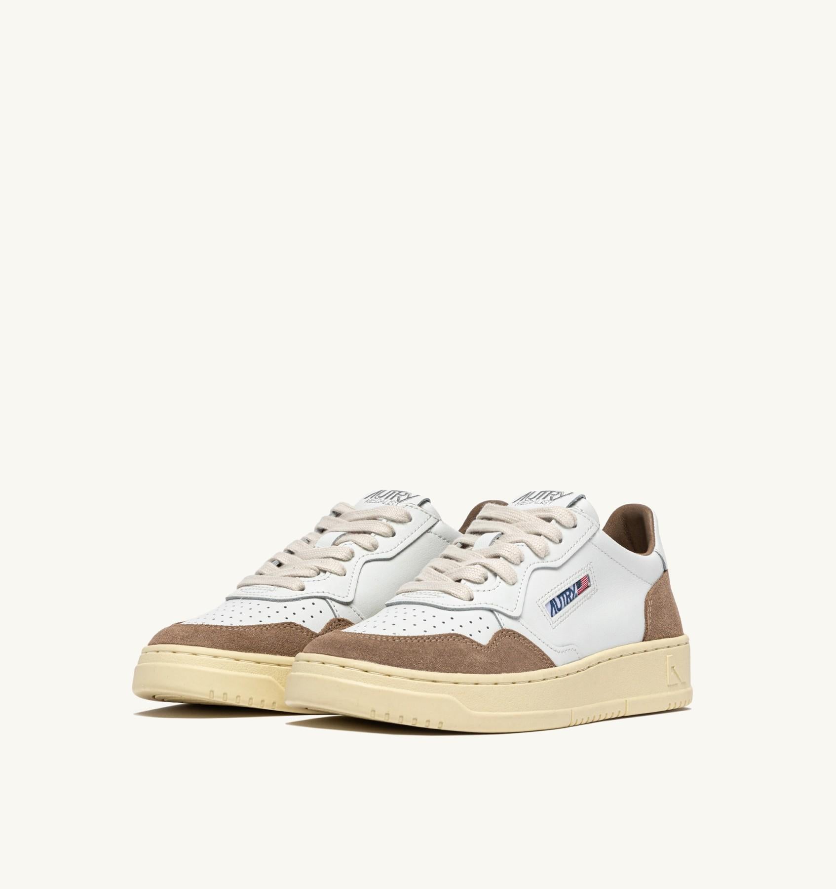 SNEAKERS MEDALIST LOW IN PELLE BIANCA E SUEDE ANTILOPE AULM FT02 AUTRY ACTION SHOES 