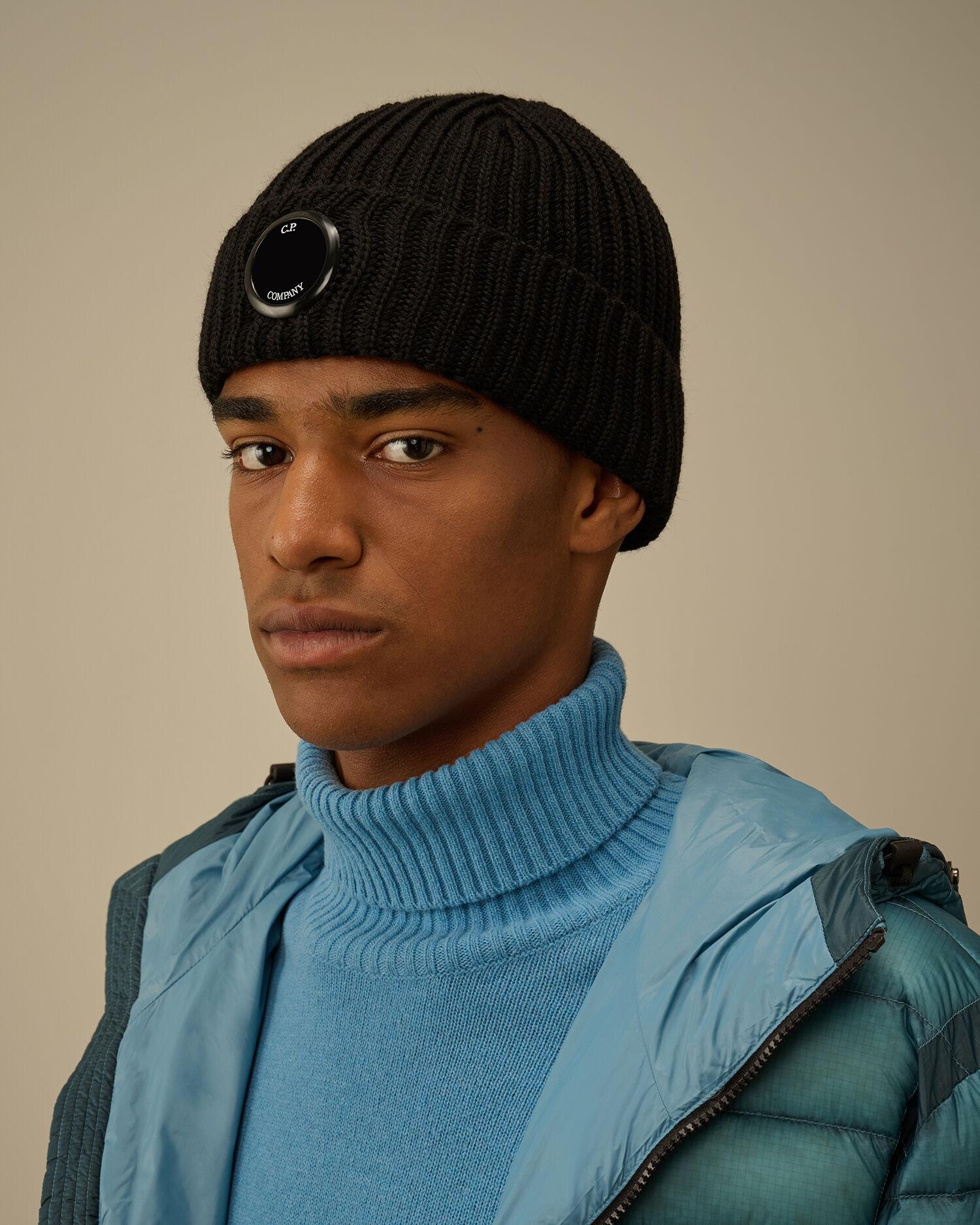 Extrafine Merino Wool Lens Beanie<BR/> CMAC739A 999 C.P. COMPANY 