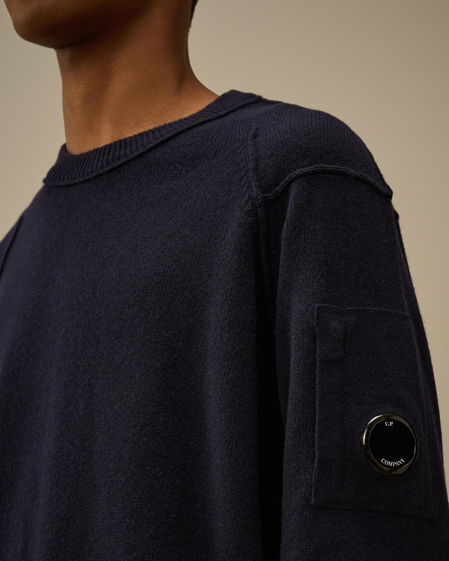 Lambswool GRS Crewneck Lens Sweater CMKN707A 888 C.P. COMPANY 