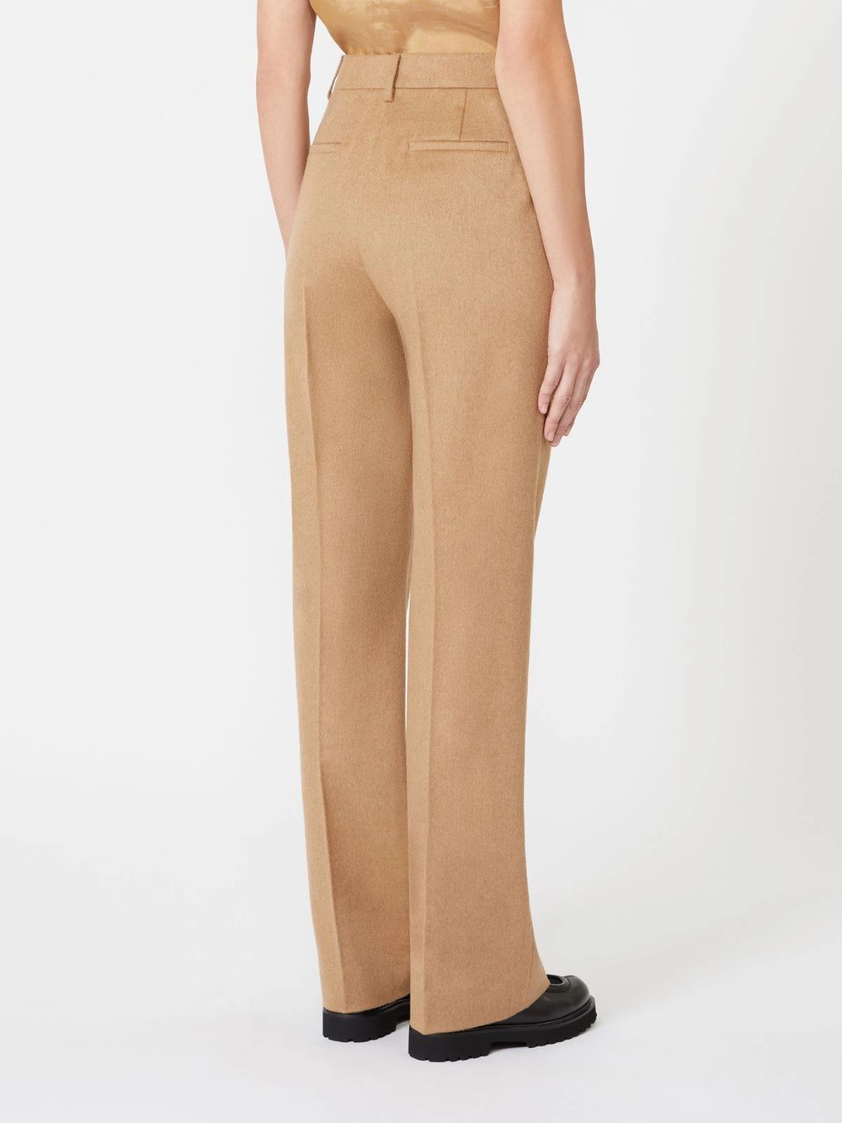 Pantalone maschile in cammello - Cammello<BR/> CARBONE 001 MAX MARA 
