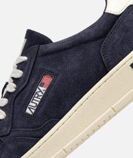 Medalist Low sneakers in suede AULM UH11 AUTRY ACTION SHOES 