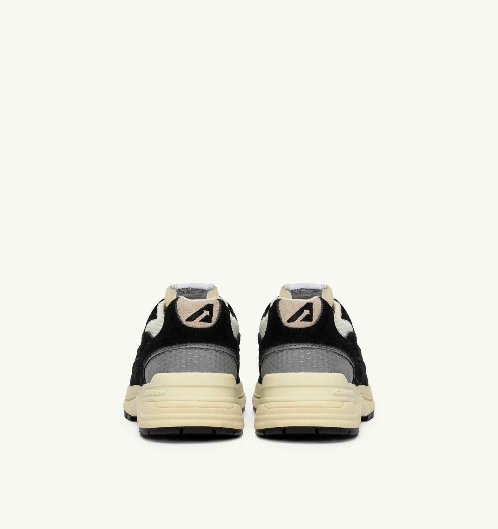SNEAKERS HYPERWAY IN MESH E SUEDE NERO E ARGENTO<BR/> HYLM UM23 AUTRY ACTION SHOES 