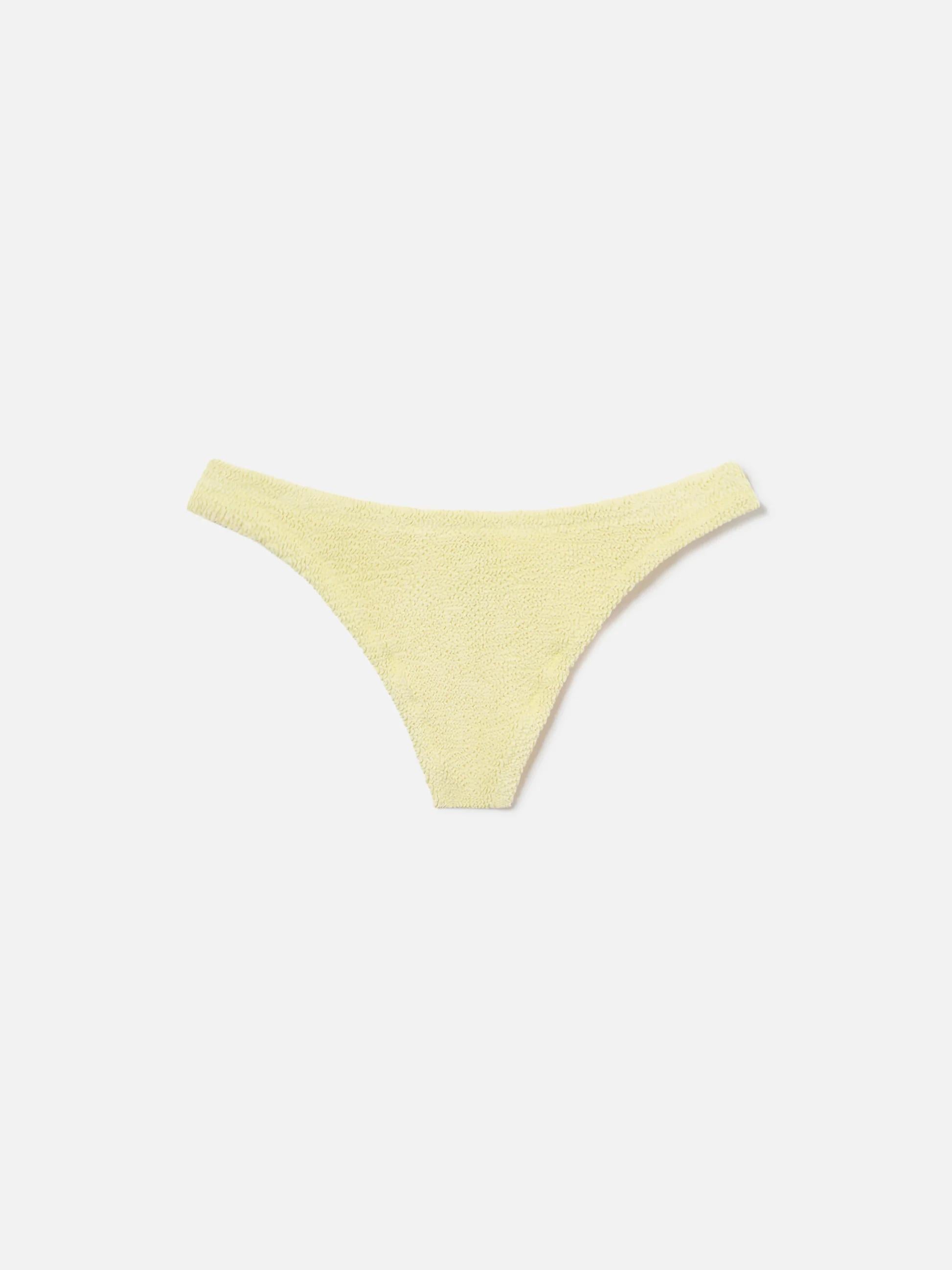 Slip mare Naomi modello brasiliana in tessuto crinkle giallo chiaro NAO0006 02929L MC2 SAINT BARTH 