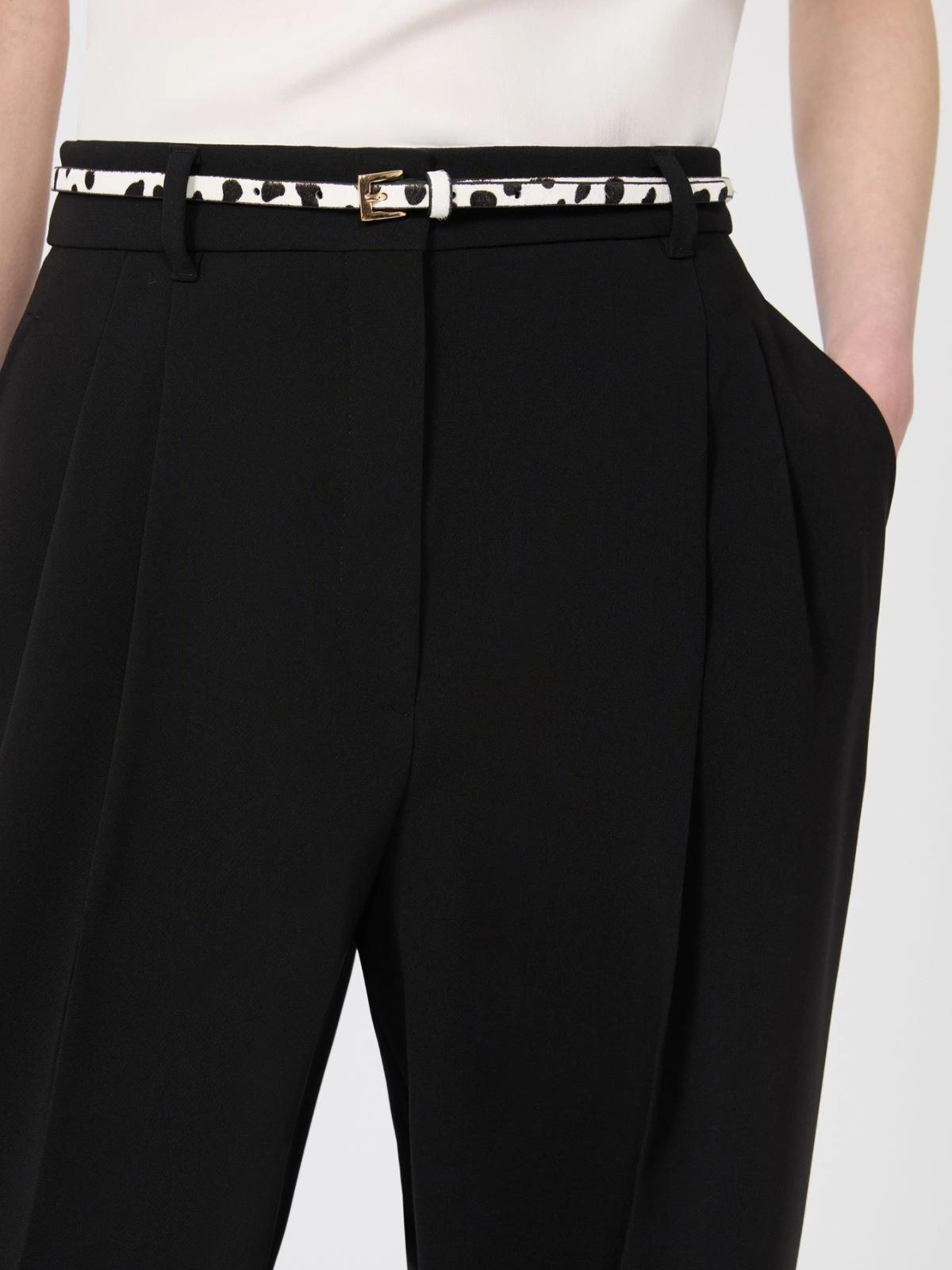 MSTCORVINO<BR/>Pantalone fluido in cady - Nero<BR/> MSTCORVINO 001 MAX MARA CAPSULE 