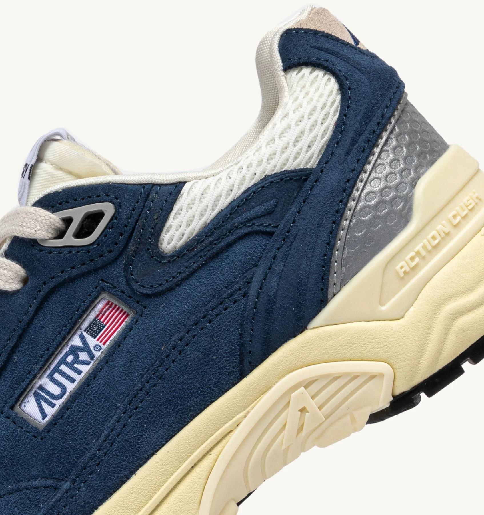 SNEAKERS HYPERWAY IN MESH E SUEDE ENSIGN BLUE E ARGENTO<BR/> HYLM UM09 AUTRY ACTION SHOES 