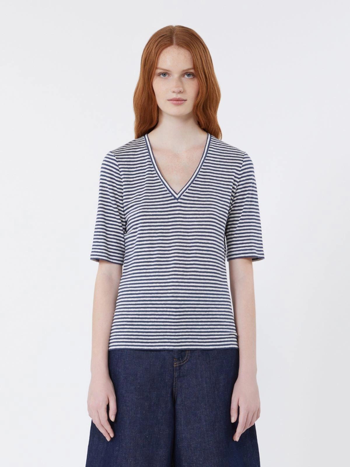 T-shirt a V in jersey di lino stretch WKDOPZIONE 008 WEEKEND 