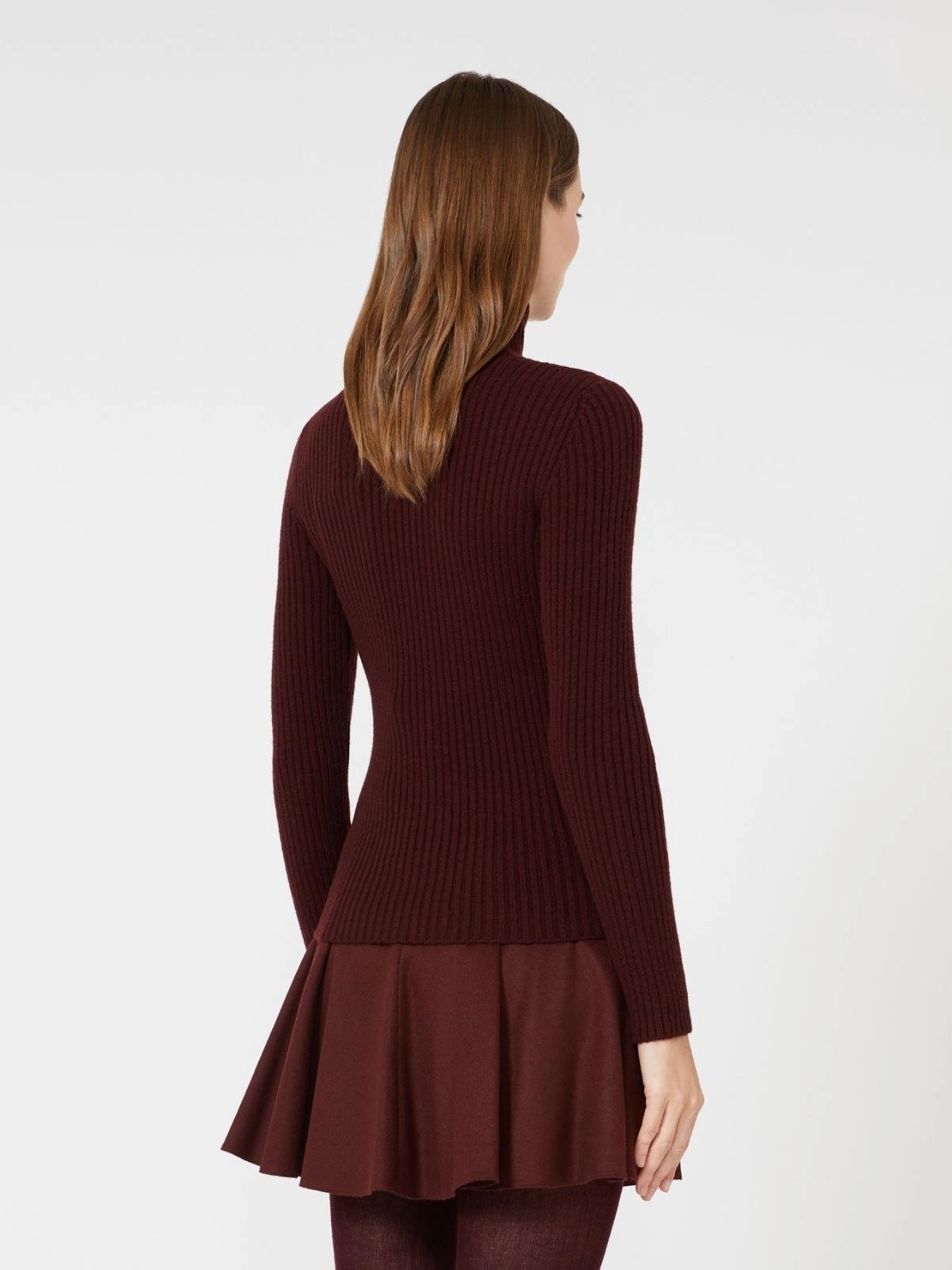  ARAL1234 012 MAX MARA 