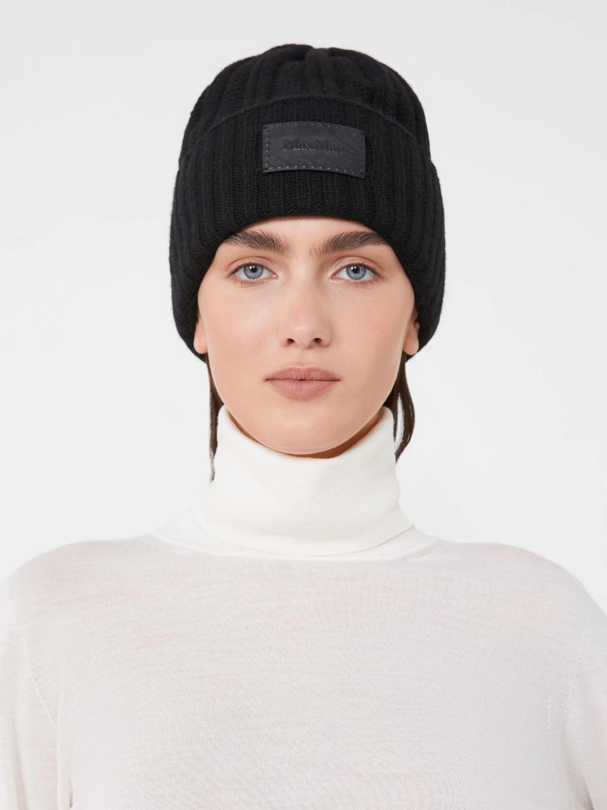 Cuffia in cachemire a costa inglese - Nero<BR/> MACBETH 012 MAX MARA ACCESSORI 