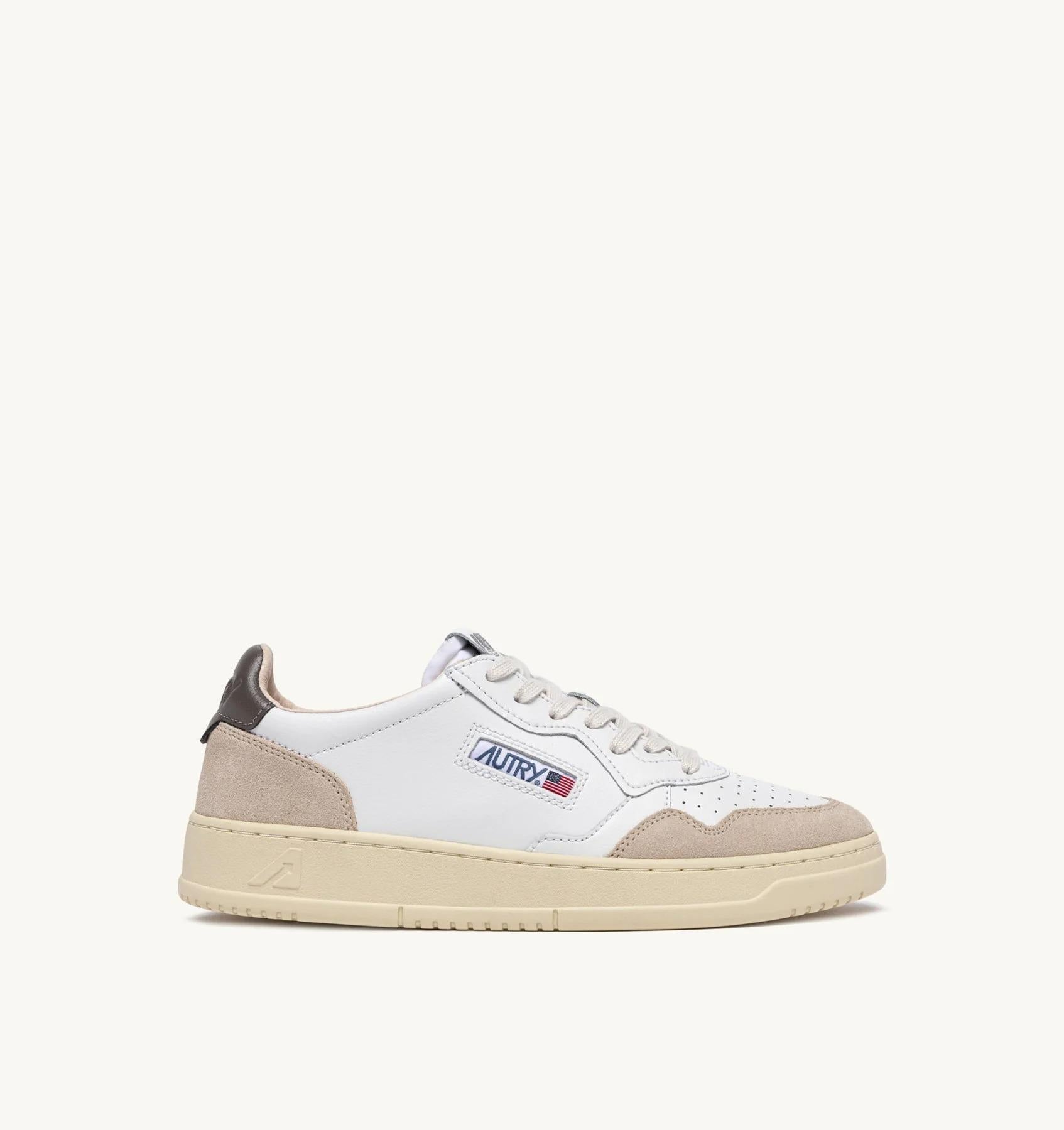 SNEAKERS MEDALIST LOW IN SUEDE E PELLE BIANCA E MOREL AULM LS01 AUTRY ACTION SHOES 