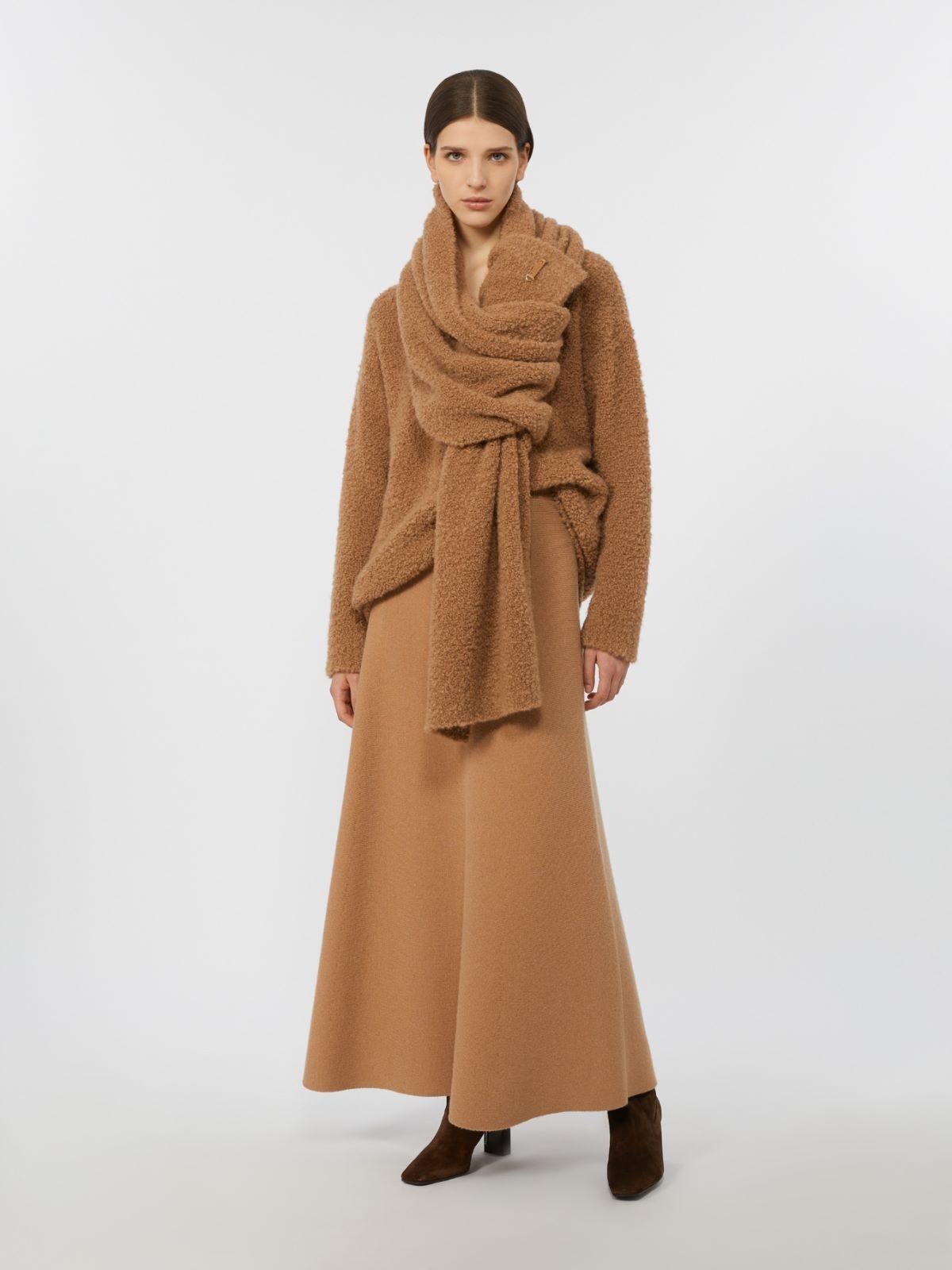 Maglia a V in cammello e seta bouclé PANTERA 001 MAX MARA 