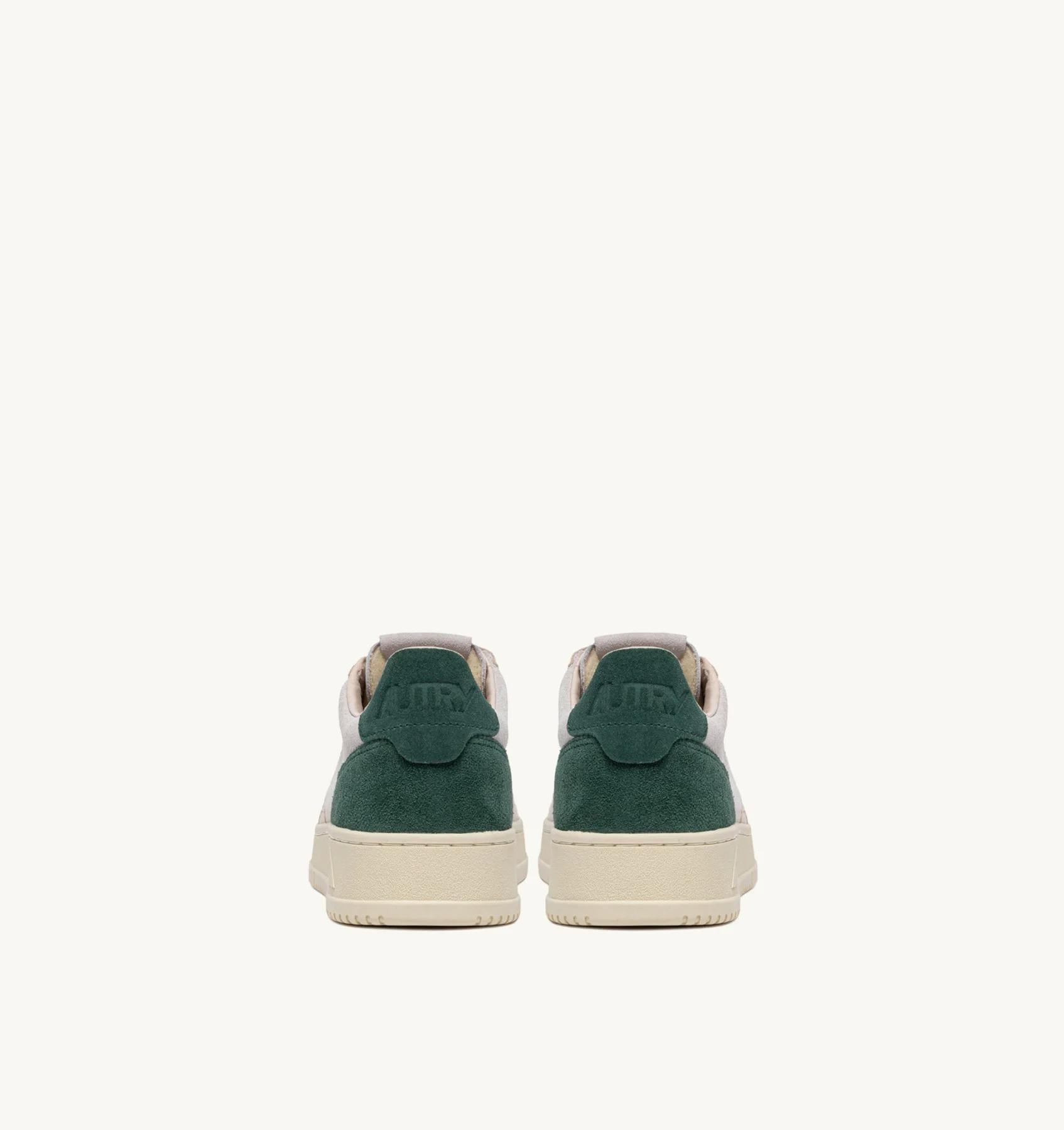 SNEAKERS MEDALIST LOW TRICOLOR IN SUEDE SAND E VERDE<BR/> AULM TS19 AUTRY ACTION SHOES 