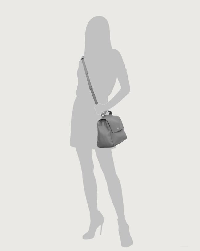 Borsa Sveva Soft Piccola a mano in pelle con tracolla