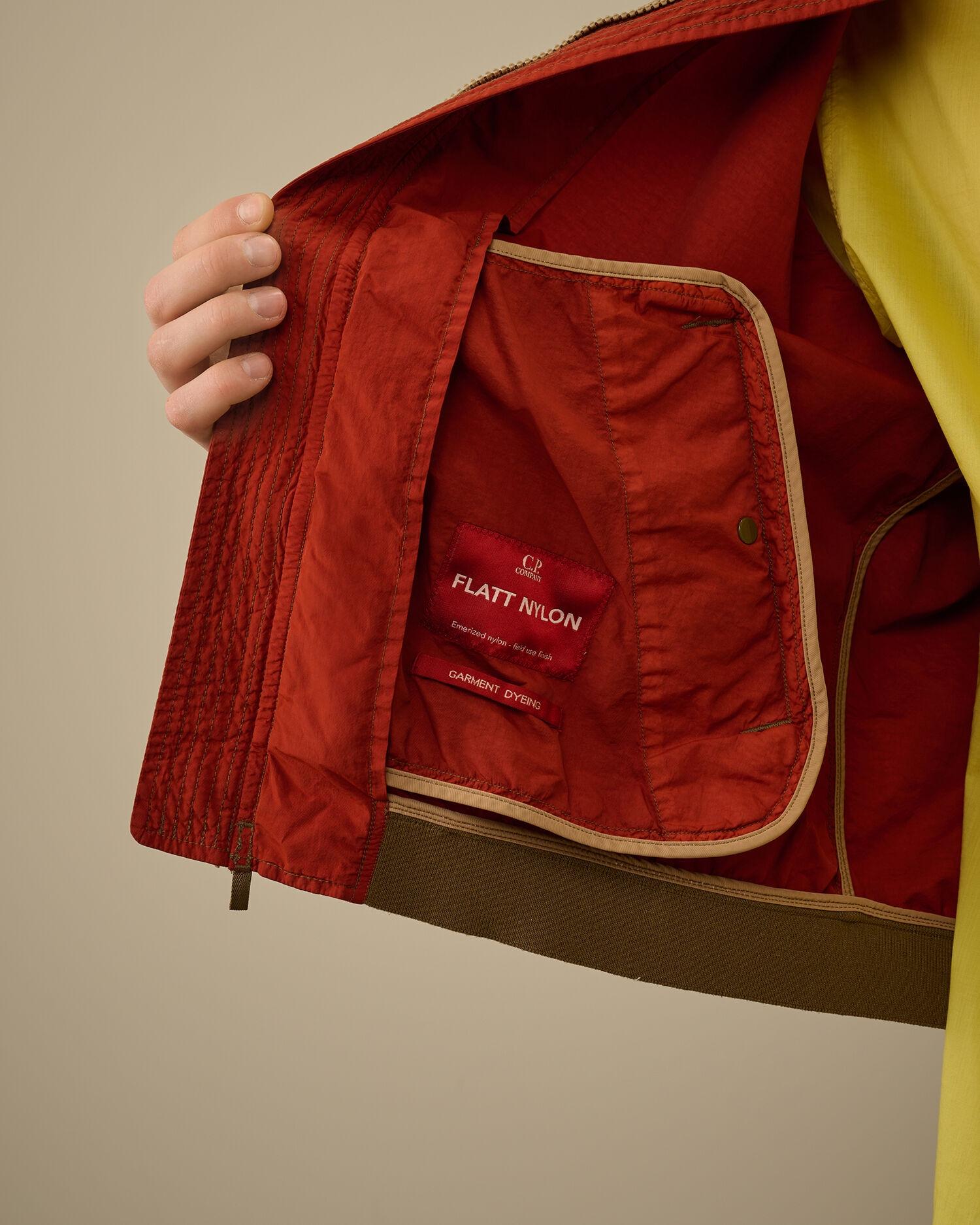 Contrast Flatt Nylon Bomber Jacket<BR/> OW296A005991C 560 C.P. COMPANY 