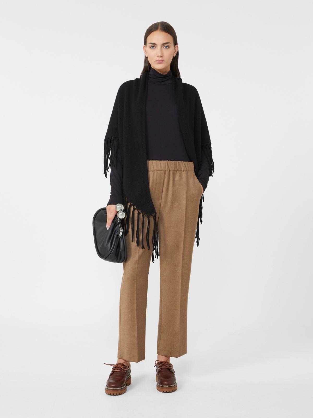 Pantalone in flanella di lana HATELEY 042 WEEKEND 