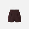 Shorts in crêpe leggero con pinces