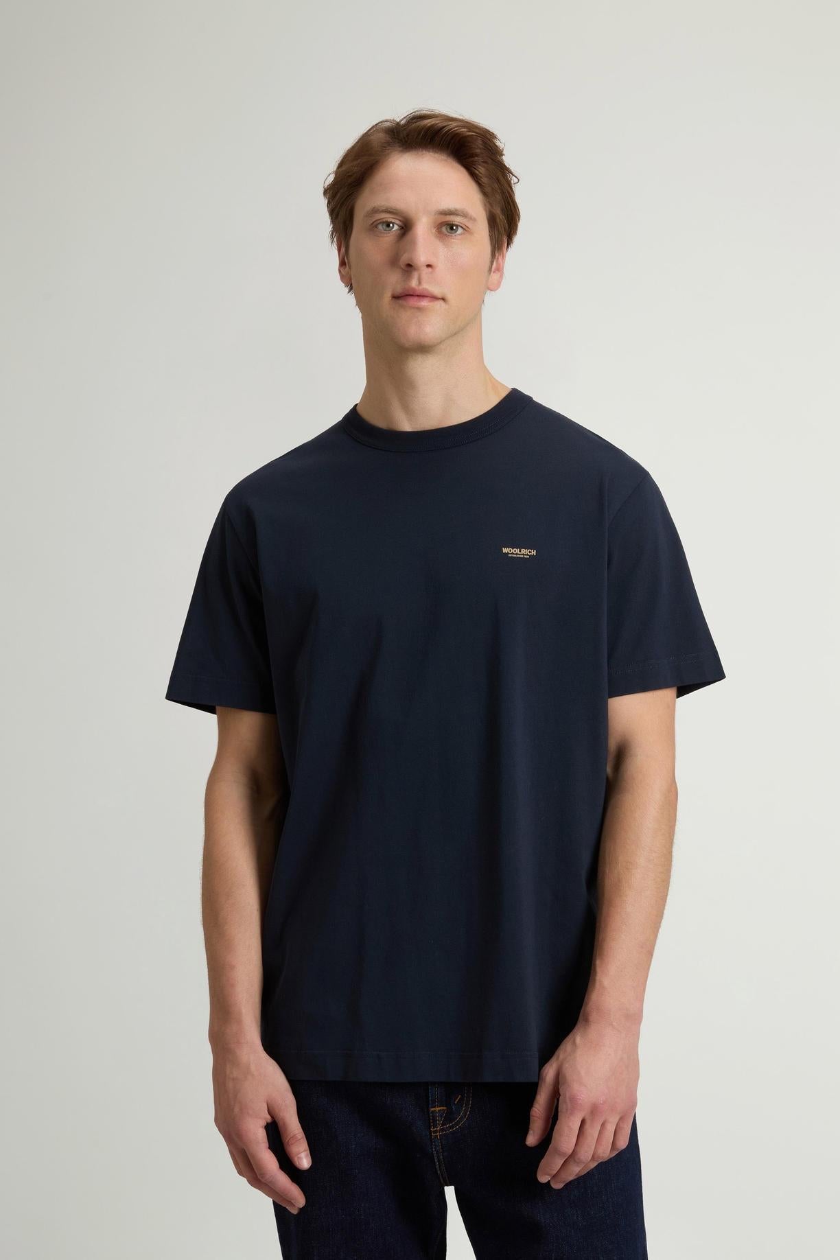 T-shirt in puro cotone con logo<BR/> CFWOTE2012MRUT5334 3989 WOOLRICH 