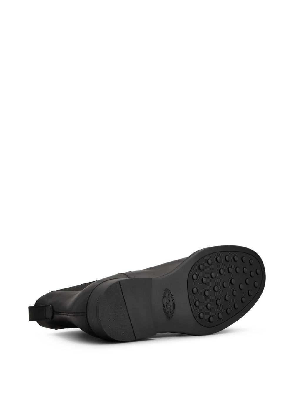 Stivaletto in pelle<BR/> XXM75L00P20D90 B999 TOD'S 