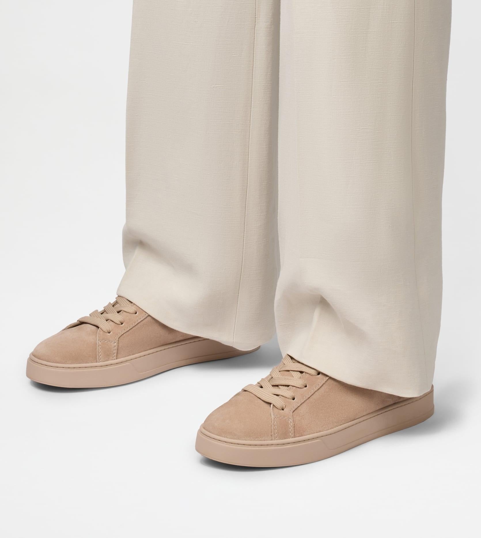 Sneakers in Pelle Scamosciata<BR/> XXW04LHZ40M8 WM027 TOD'S 