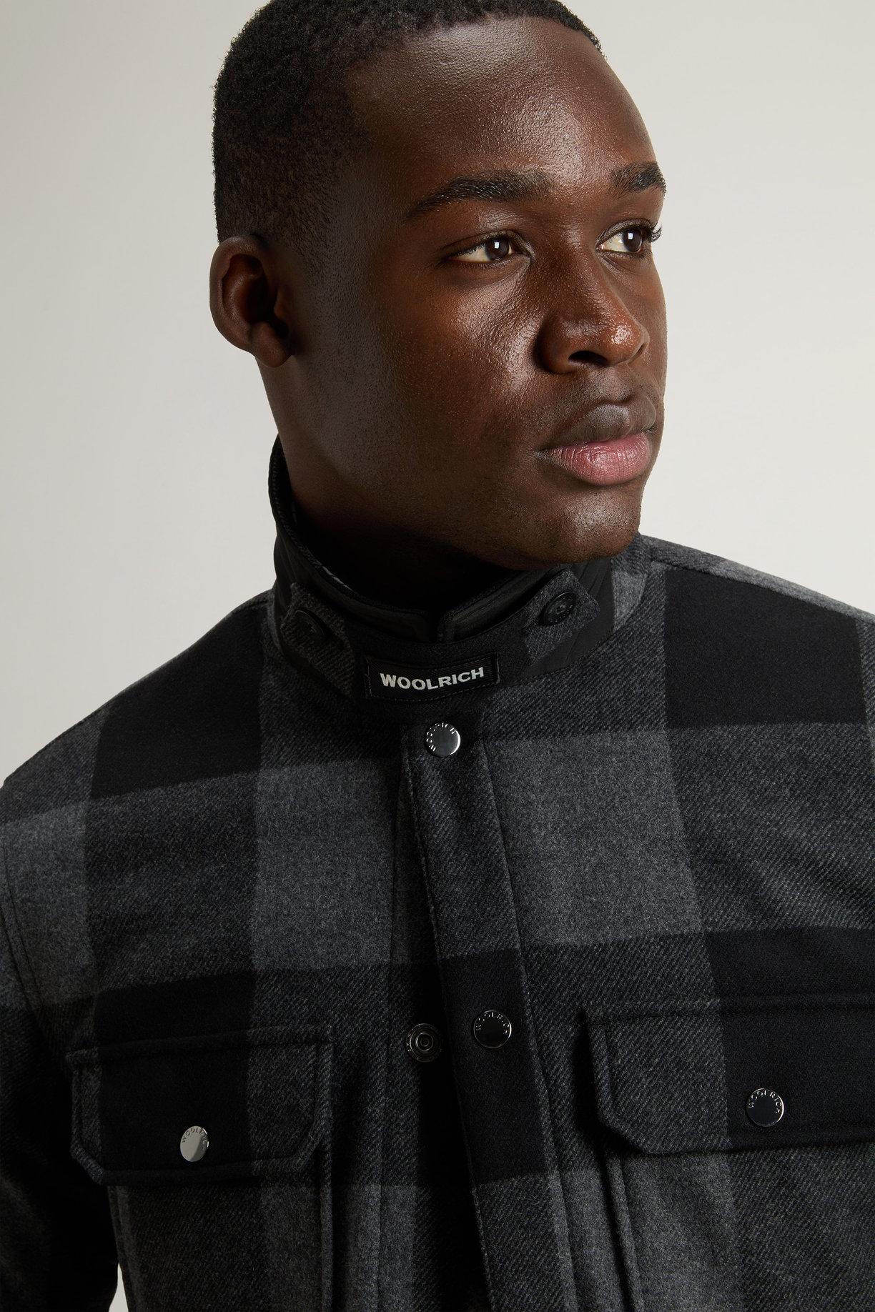Giacca a camicia Alaskan Check in misto lana italiana riciclata<BR/> CFWOOS2018MRUT3046 1084 WOOLRICH 
