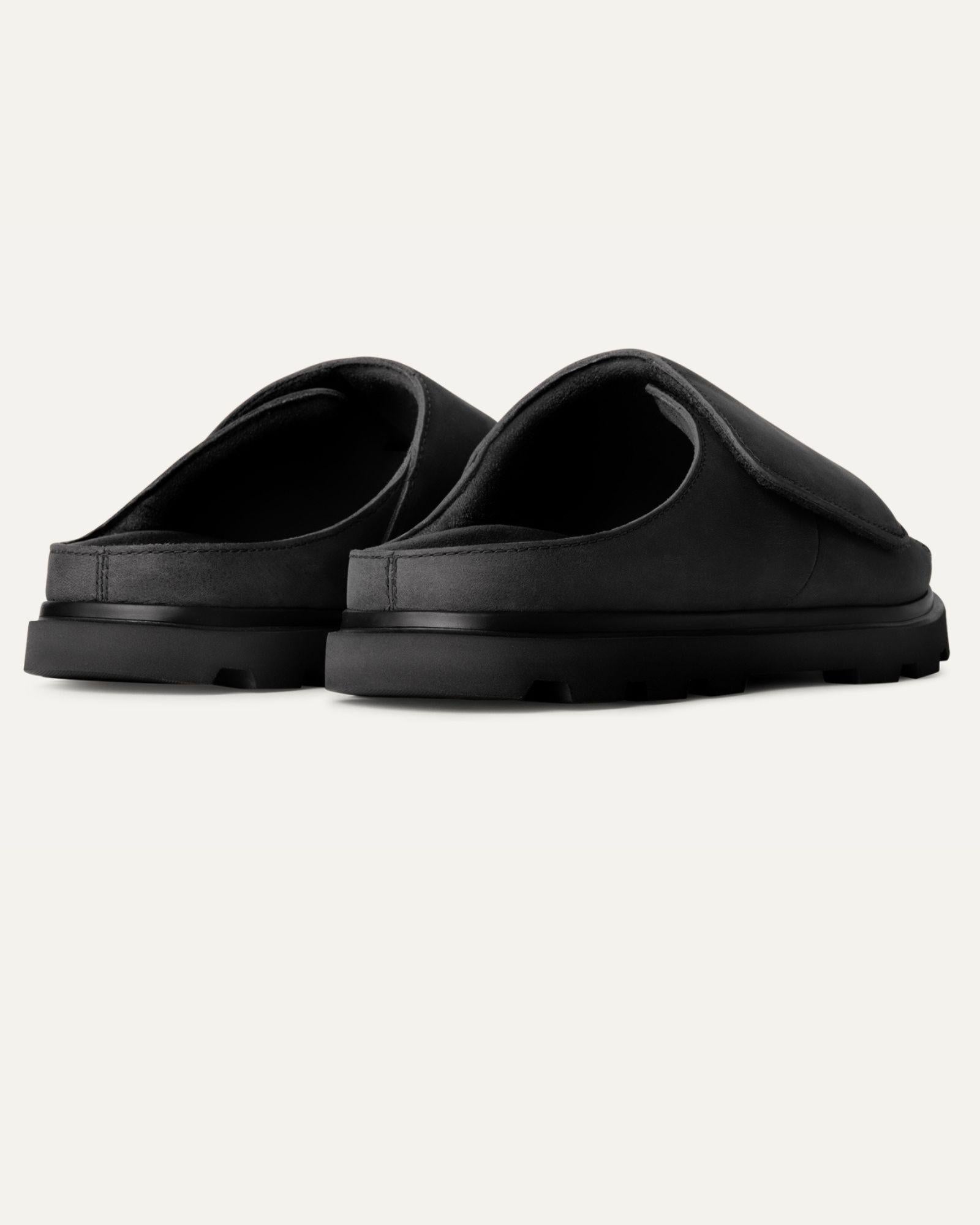 UGG 1167651BLK