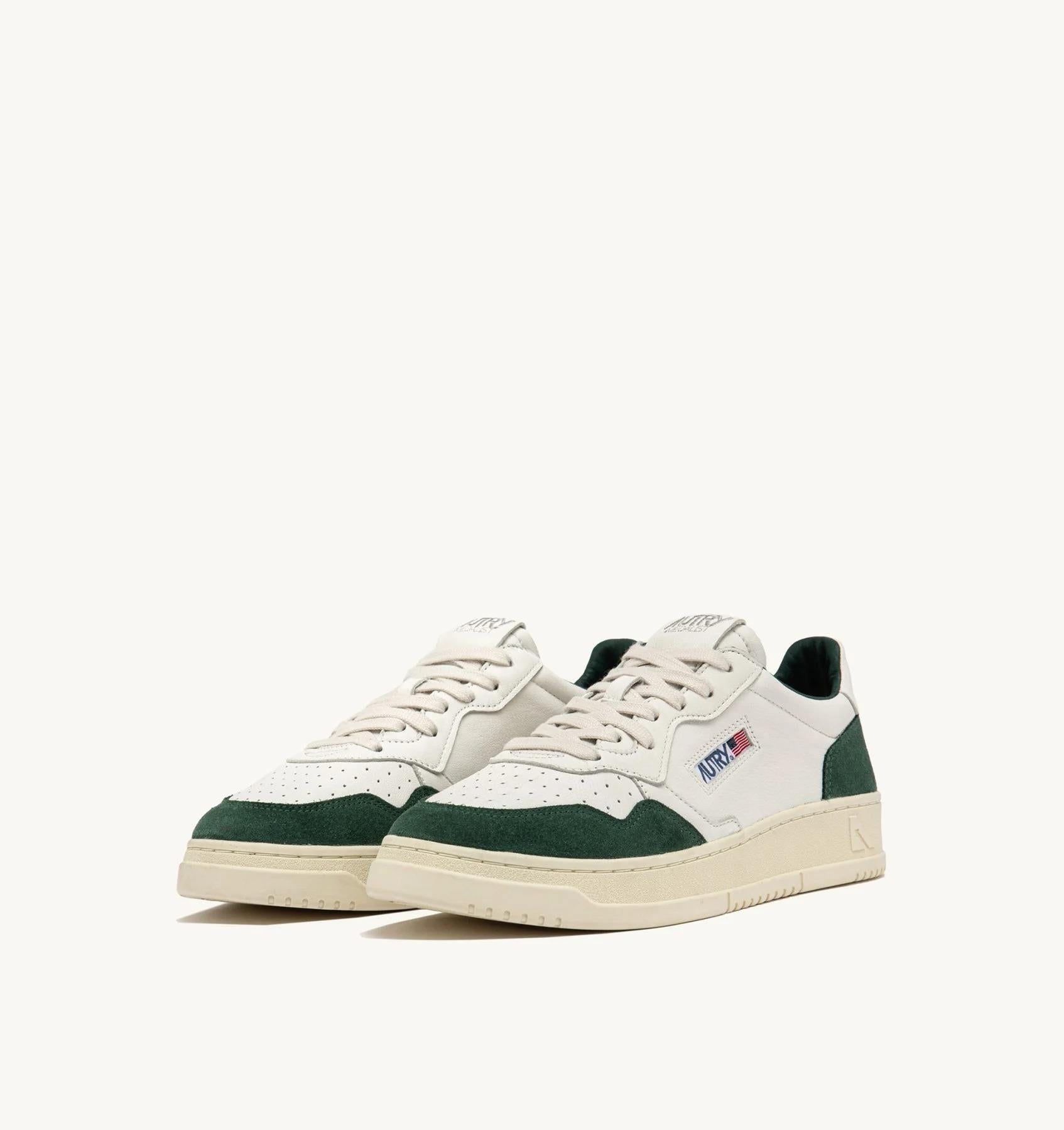 SNEAKERS MEDALIST LOW IN PELLE BIANCA E SUEDE BOTTLE AULM GS42 AUTRY ACTION SHOES 