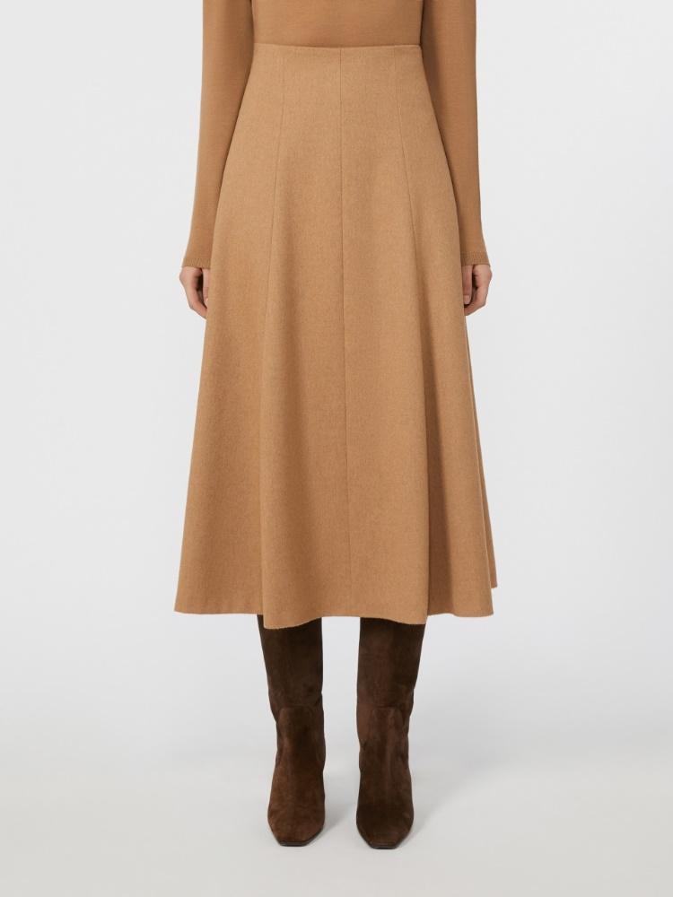Gonna svasata in cammello<BR/> GENEVE 001 MAX MARA 