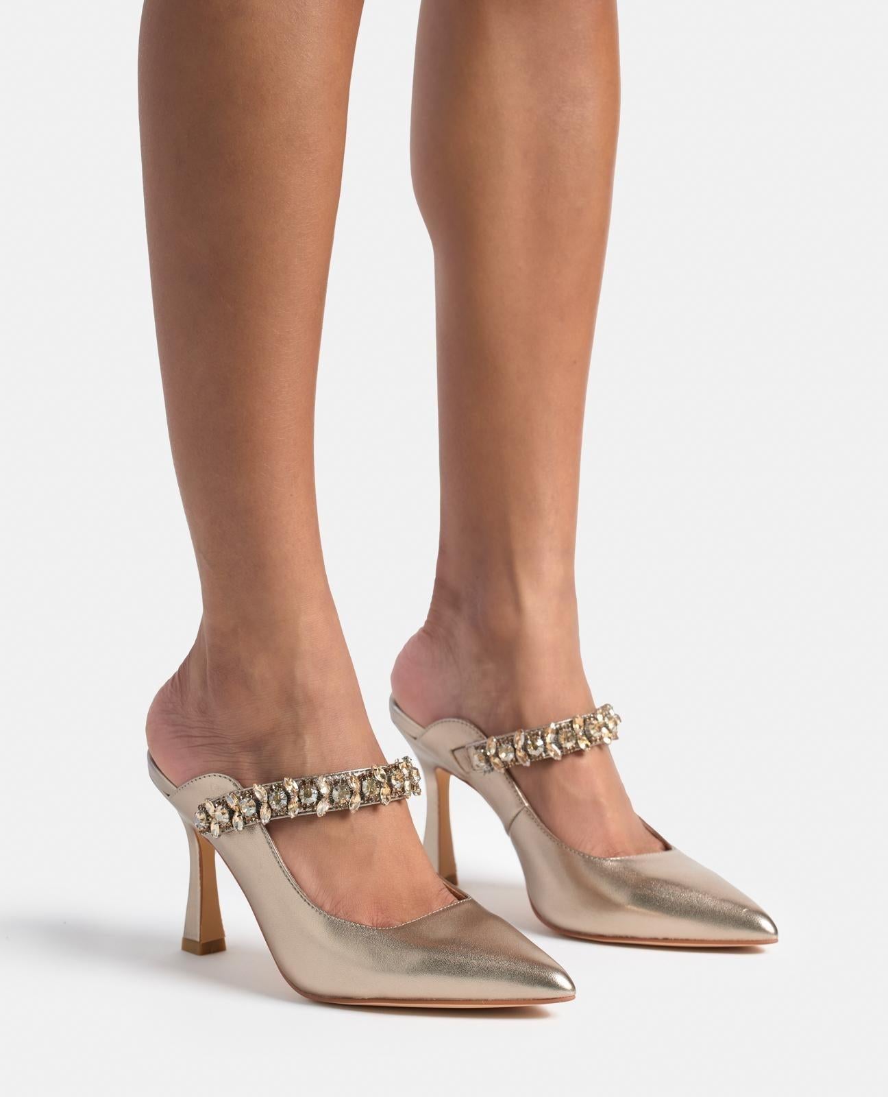 Sabot con tacco e cinturino strass