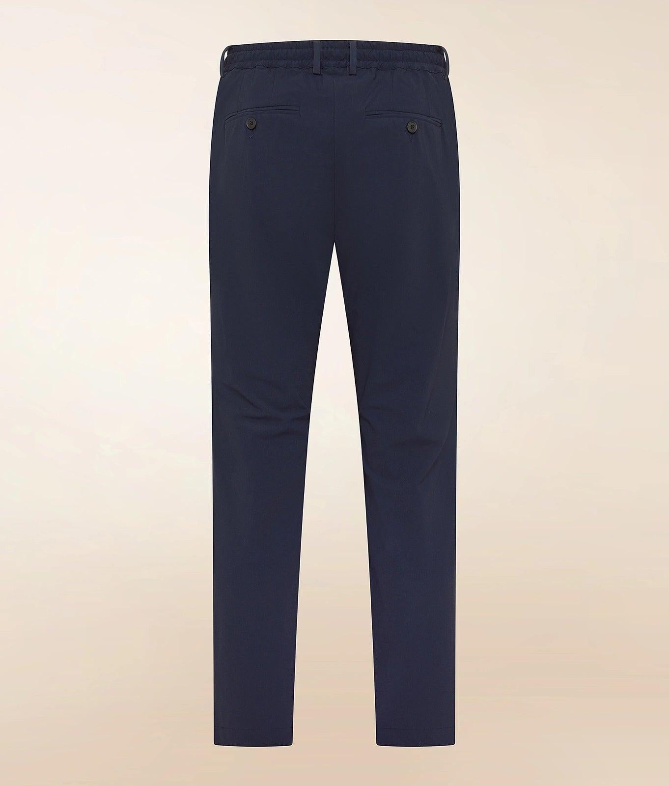 MITTE<BR/>Pantaloni carrot fit con singola pince in tessuto tecnico high-performance MITTE 511 CRUNA 