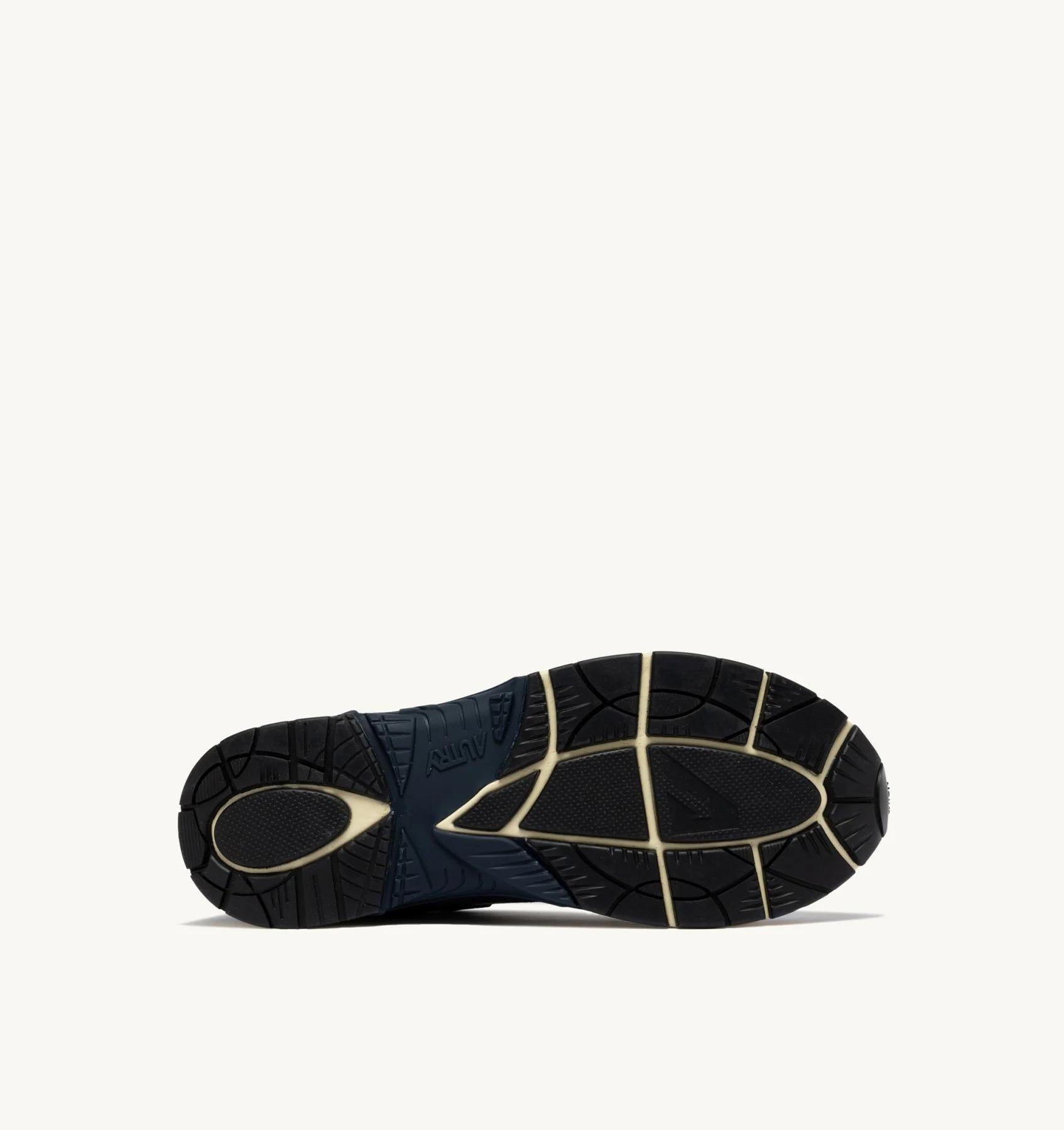 SNEAKERS HYPERWAY IN MESH E SUEDE SPACE BLUE E ARGENTO<BR/> HYLM SA06 AUTRY ACTION SHOES 