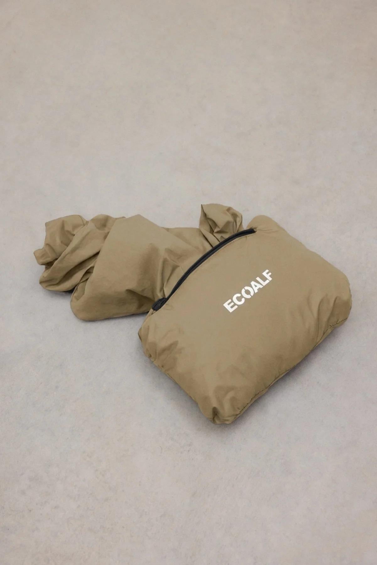 Trench Packable Verne Beige<BR/><BR/> VERNE 993 ECOALF 