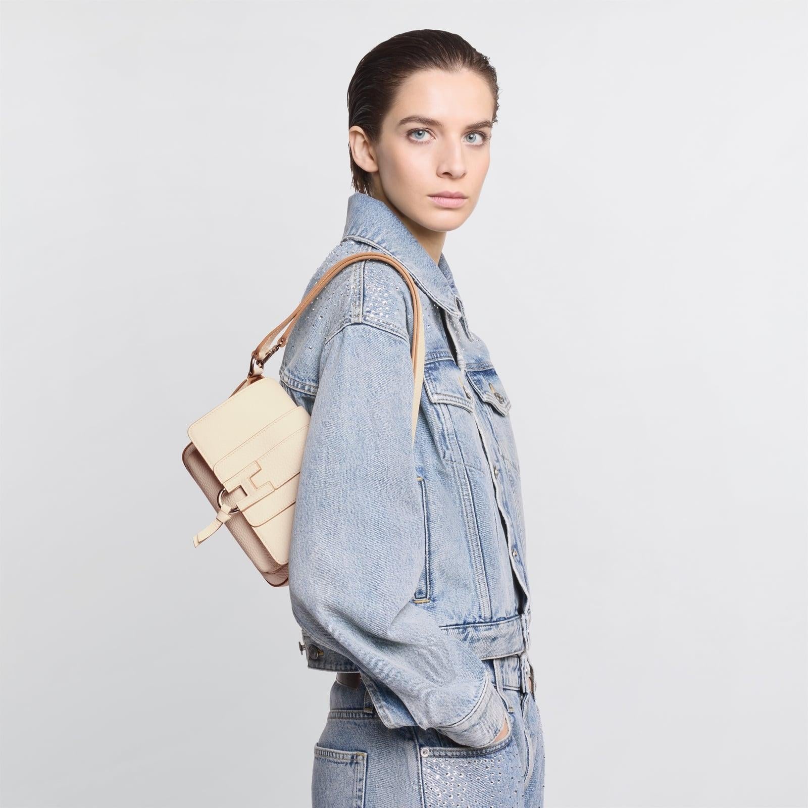Borsa Flap Hogan Trend<BR/>Avorio KBW01XI0100TH1 B013 HOGAN 
