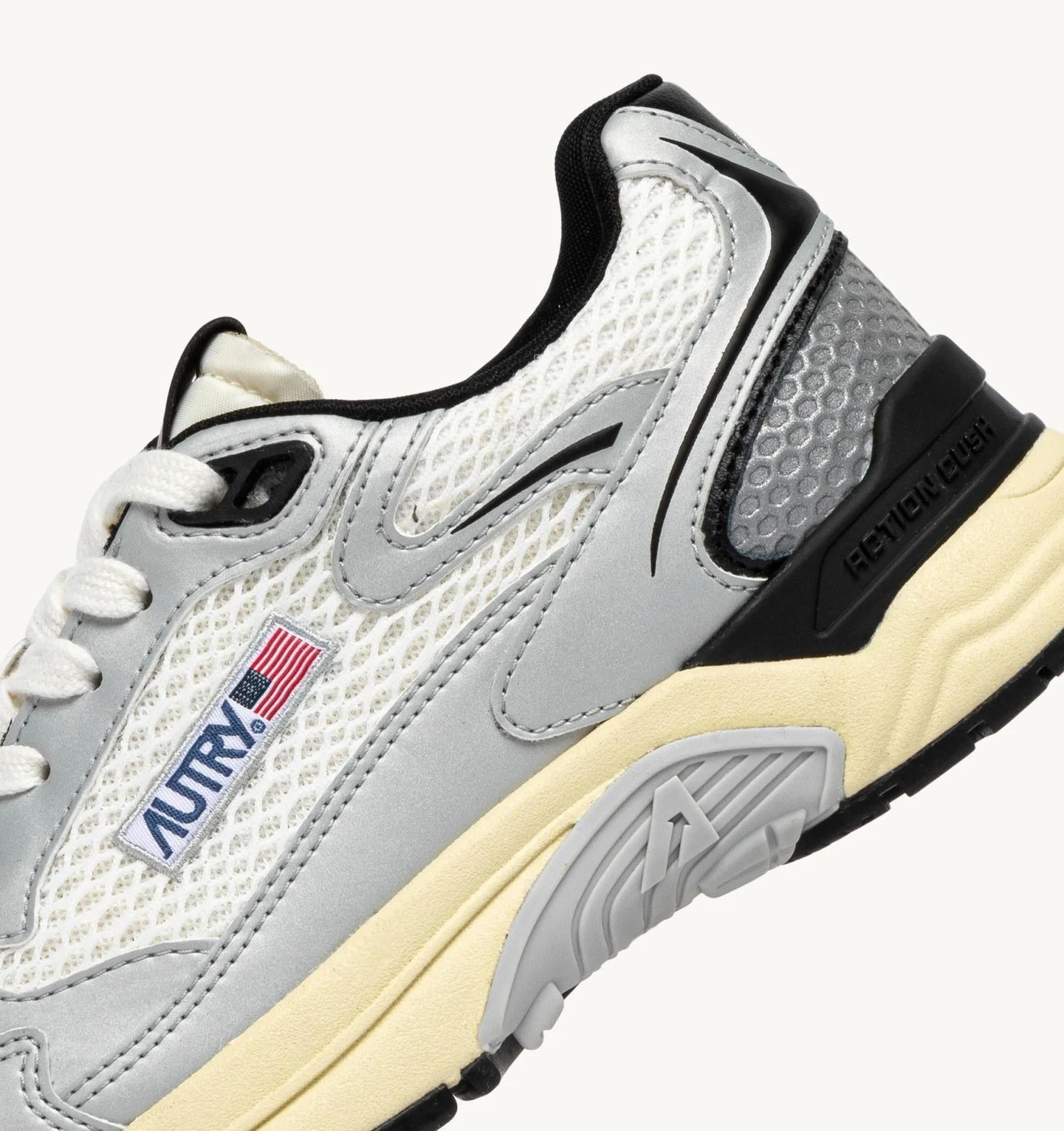 SNEAKERS HYPERWAY IN PELLE SINTETICA E MESH BIANCO ARGENTO E NERO<BR/> HYLM MV03 AUTRY ACTION SHOES 