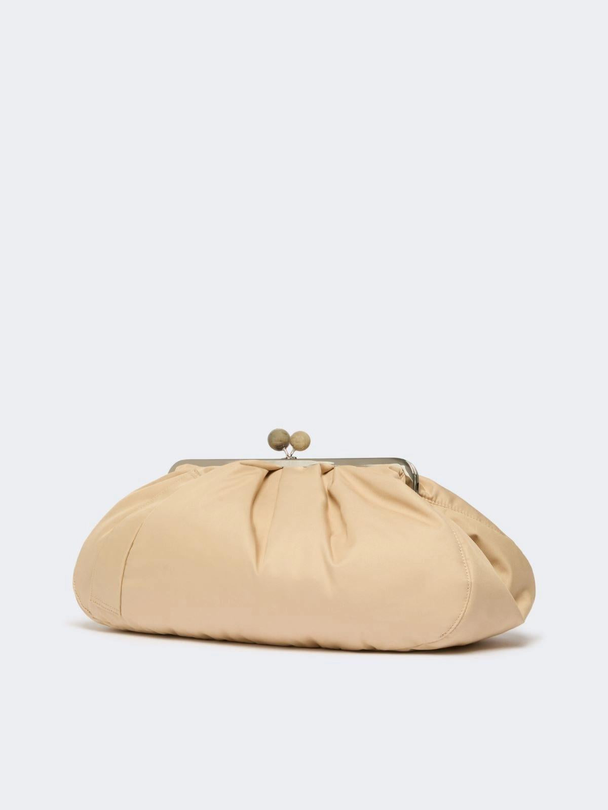 WKAPIO<BR/>Pasticcino Bag extra large in gabardina tecnica imbottita WKAPIO 003 WEEKEND 