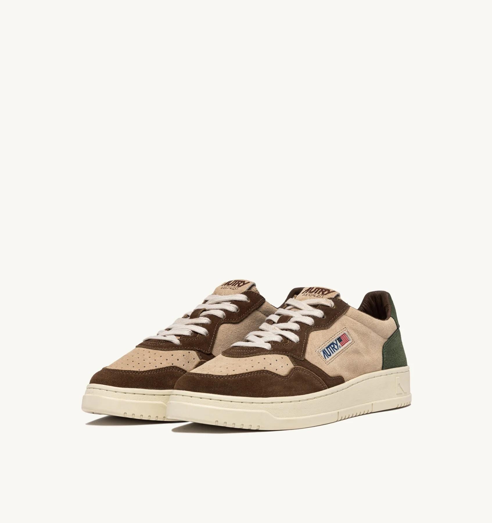 SNEAKERS MEDALIST LOW TRICOLOR IN SUEDE LAND E CAPPERO AULM TS17 AUTRY ACTION SHOES 
