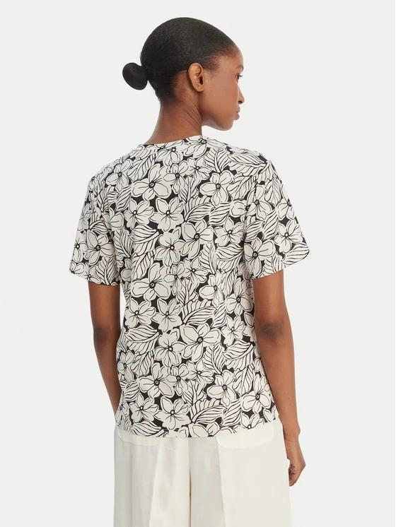 T-shirt Weekend Max Mara girocollo e maniche corte con fantasia all over.<BR/> WKDBUSSOLA 002 WEEKEND 