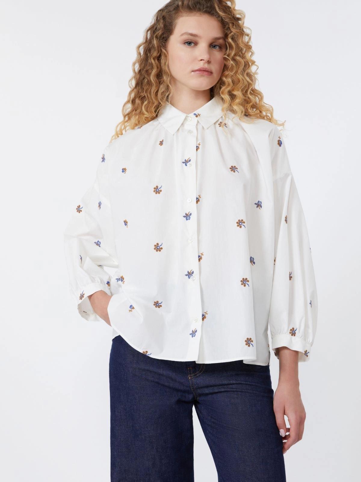 Camicia in popeline con ricami - BIANCO<BR/> WKDBUTTERFLY 001 WEEKEND 