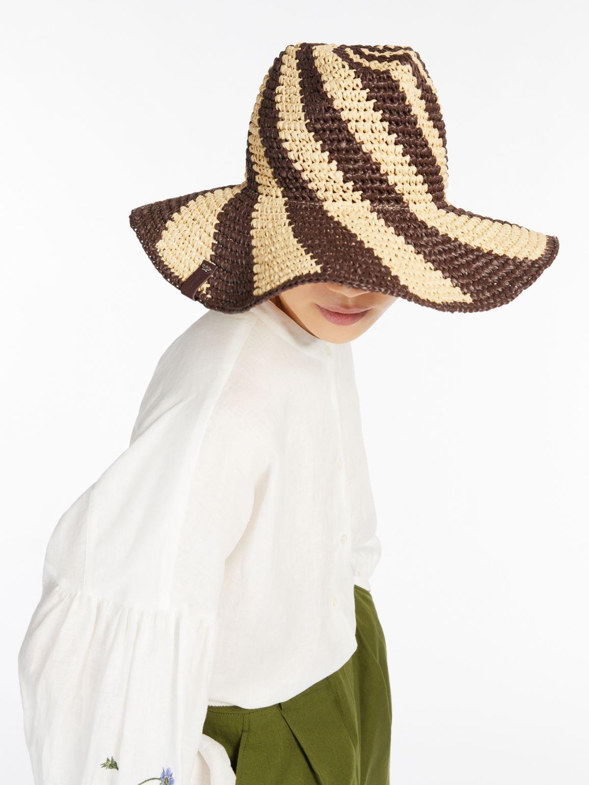 Cappello a tesa larga in rafia LAZIALE 002 WEEKEND 