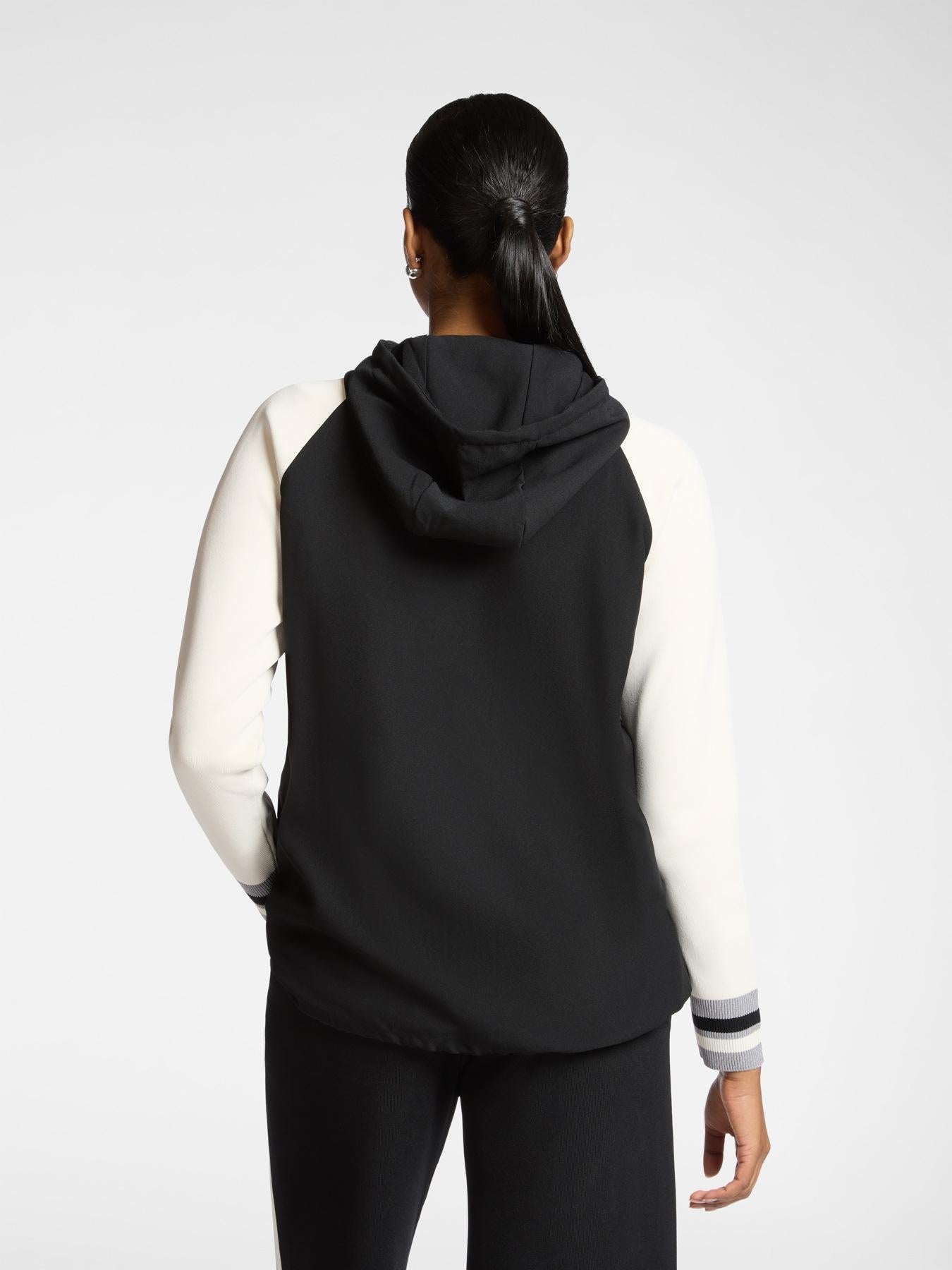 Cardigan misto viscosa con cappuccio e zip<BR/> M547Z000688N B1 ELENA MIRO 