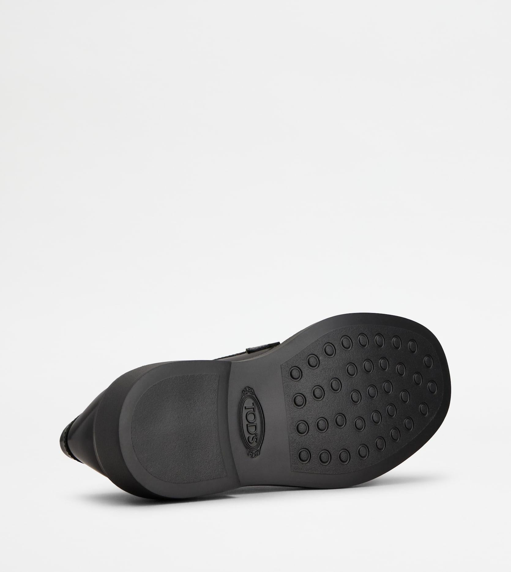 Mocassino in Pelle XXW20L0JO70SHA B999 TOD'S 