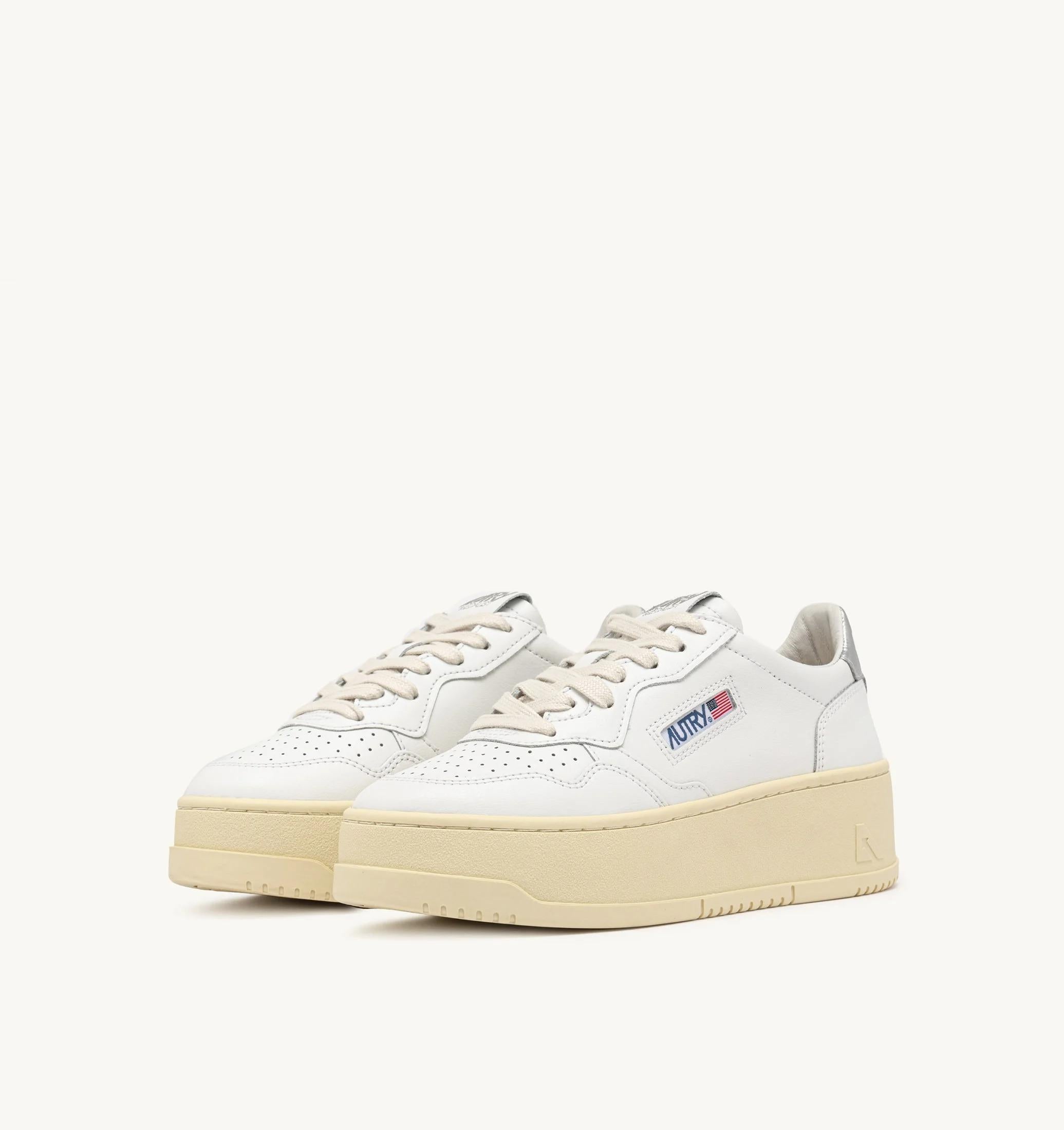 SNEAKERS MEDALIST PLATFORM IN PELLE BIANCA E METALLIZZATA ARGENTO PTLW LL05 AUTRY ACTION SHOES 