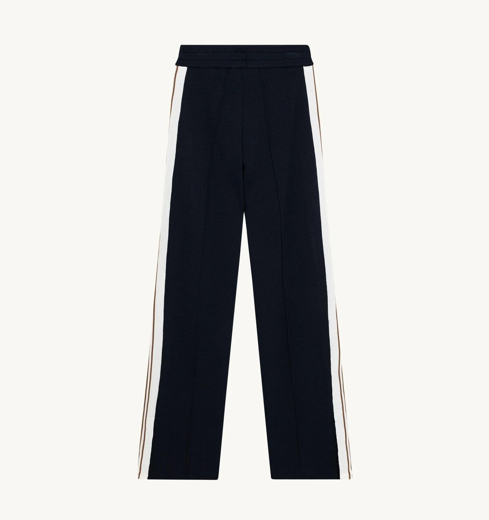 JOGGERS IN VISCOSA LAVORATA A MAGLIA STILE TENNIS DONNA<BR/> PAPW B8KB AUTRY ACTION SHOES 