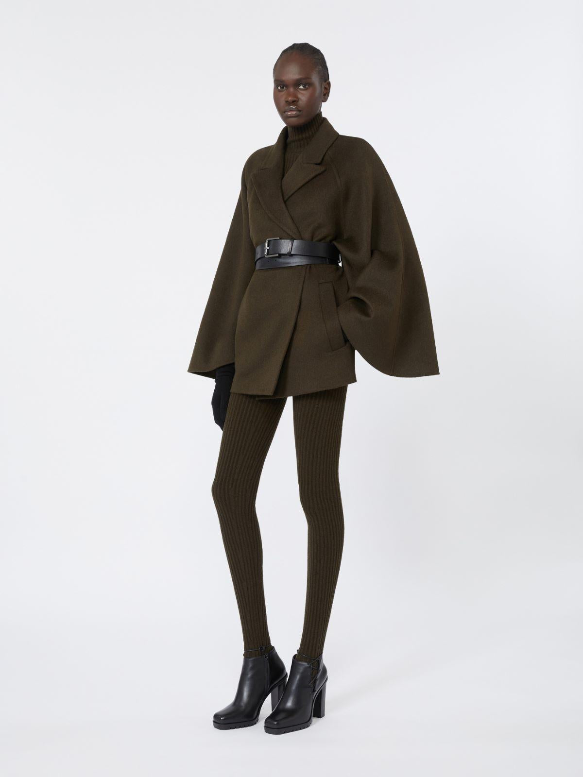 Cappotto in cammello con cintura<BR/> VERNA 007 MAX MARA 