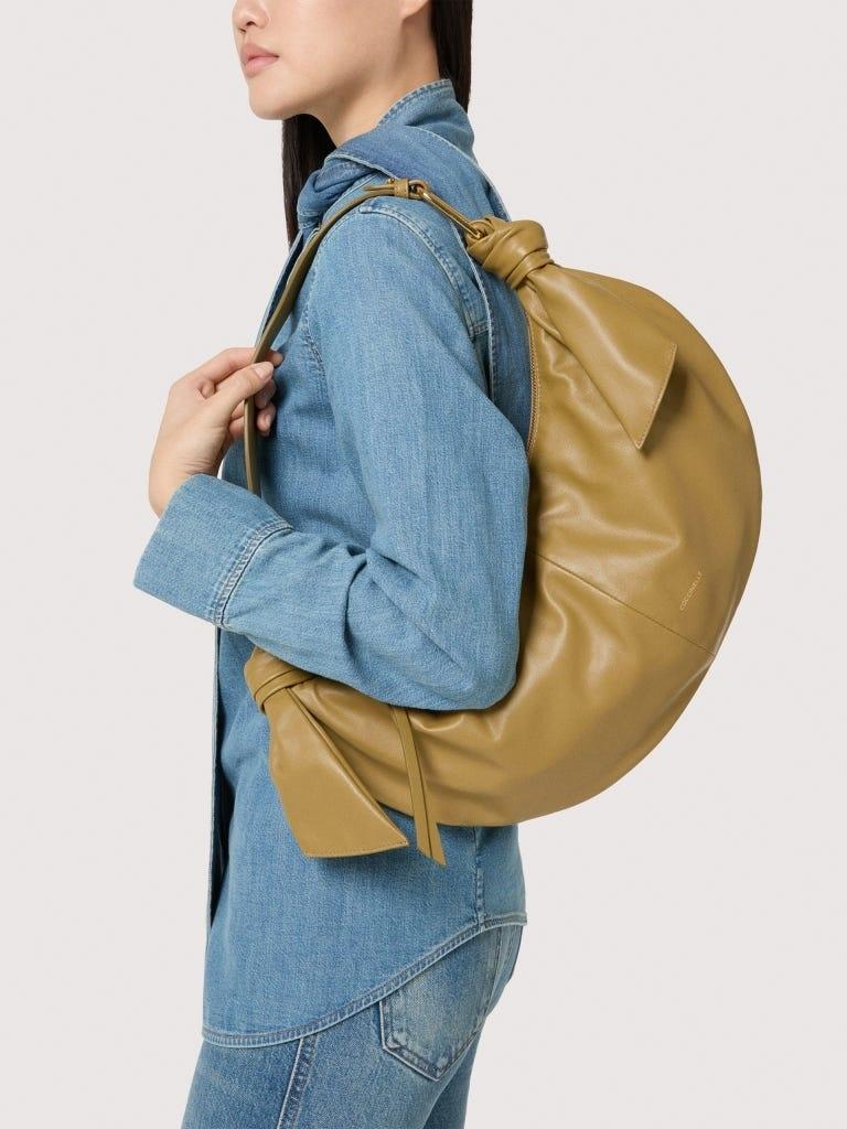 Coccinelle Furoshiki Medium<BR/> E1U1A130201 G43 COCCINELLE 